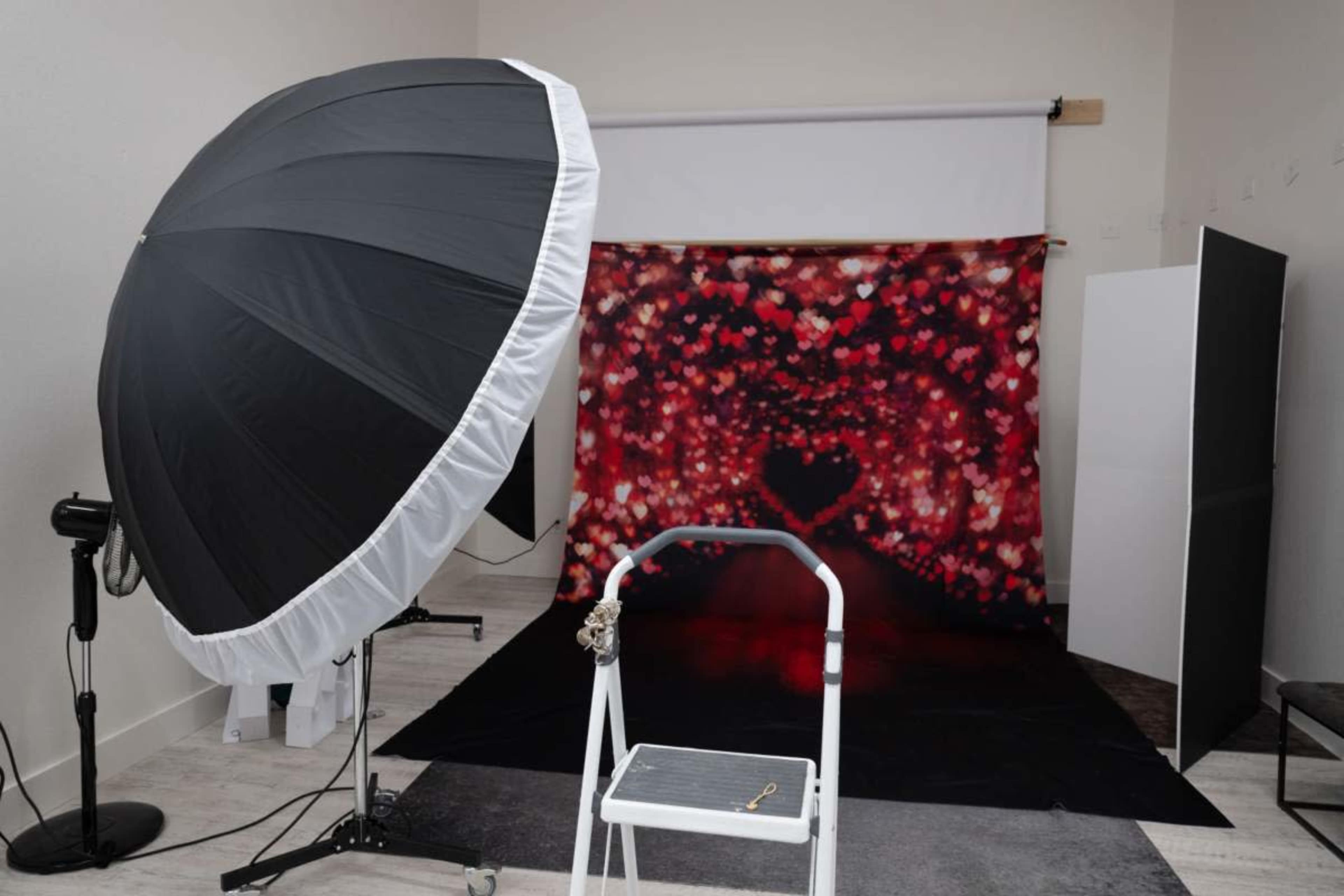 Midciites open "white" studio with 14 foot ceilings, natural light and studio light with LOTS of props, backdrops and even maternity gowns available to use. Image in Mansfield, MANSFIELD, TX