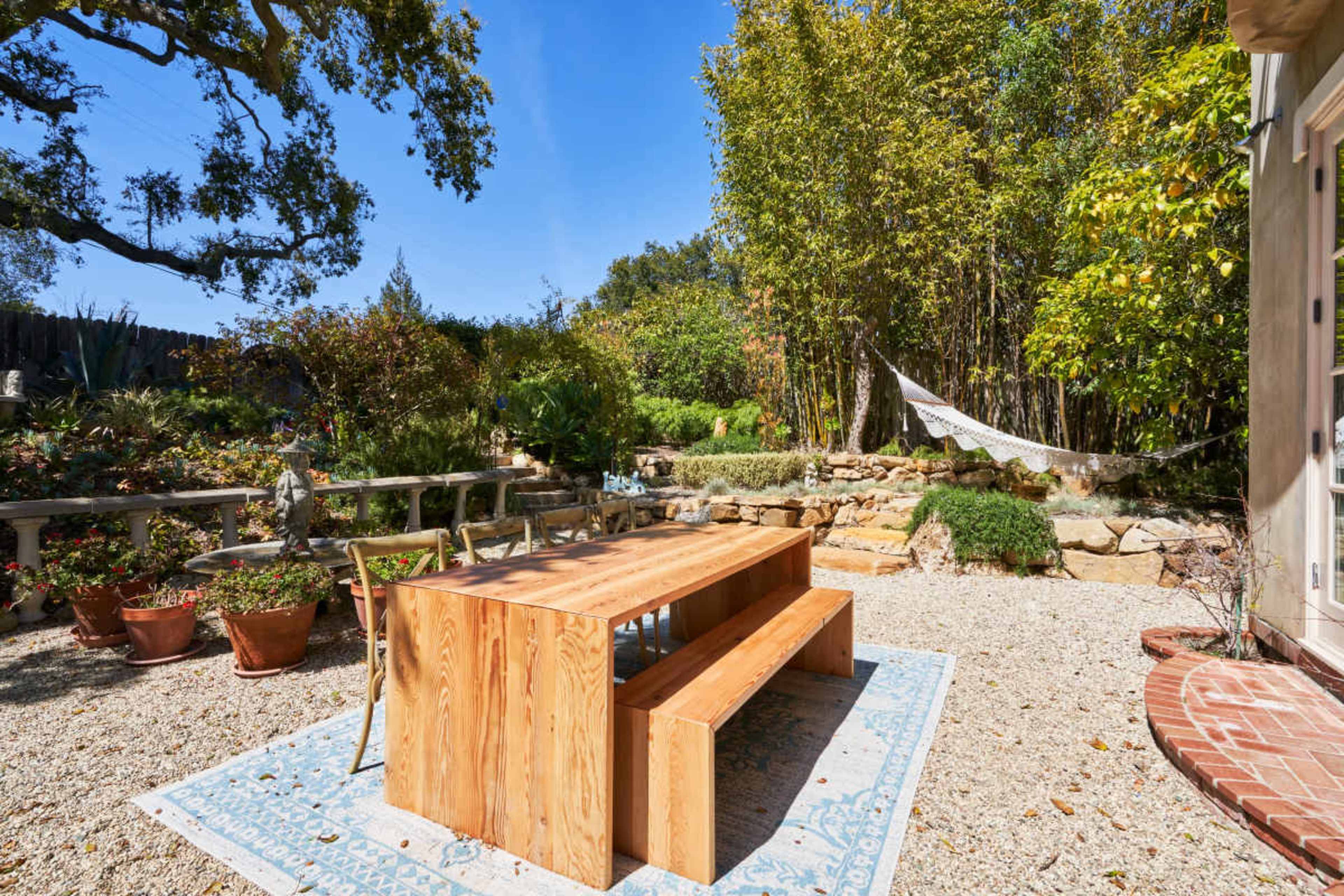 Italian Style Villa and Gardens Image in Topanga, Topanga, CA