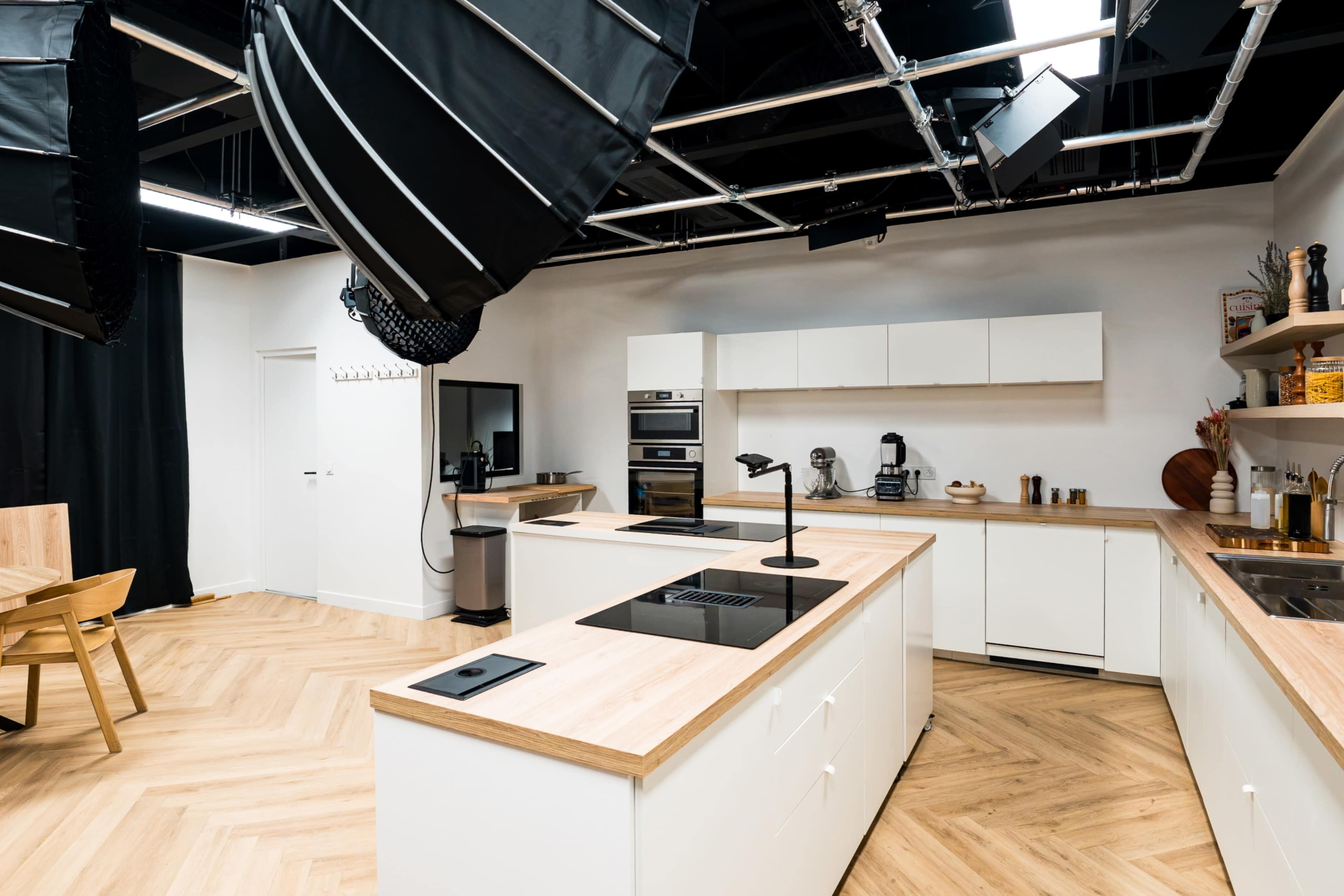 Studio cuisine familiale photo & vidéo Image in , Clichy