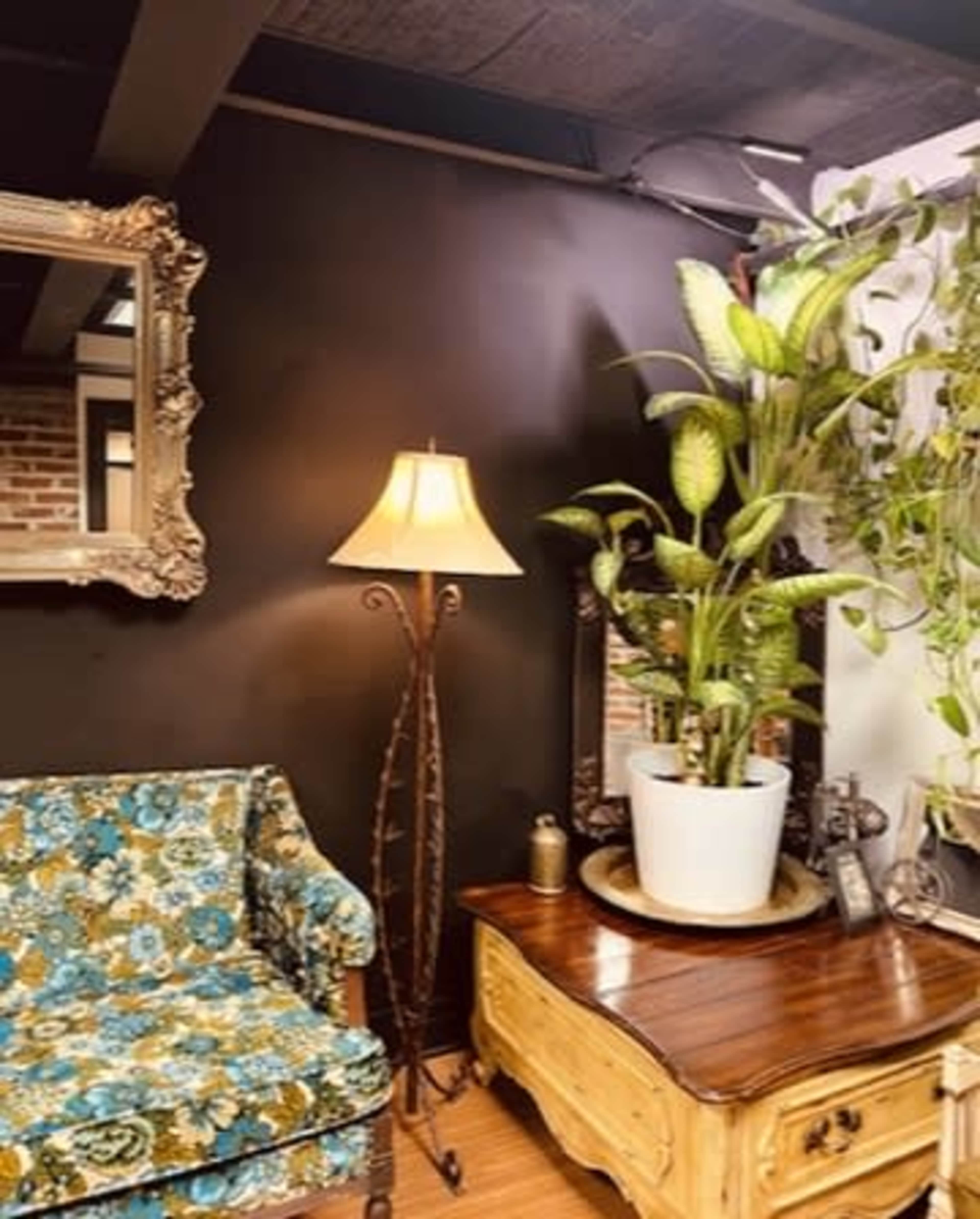 Underground Creative Studio Image in Del Ray, Alexandria, VA