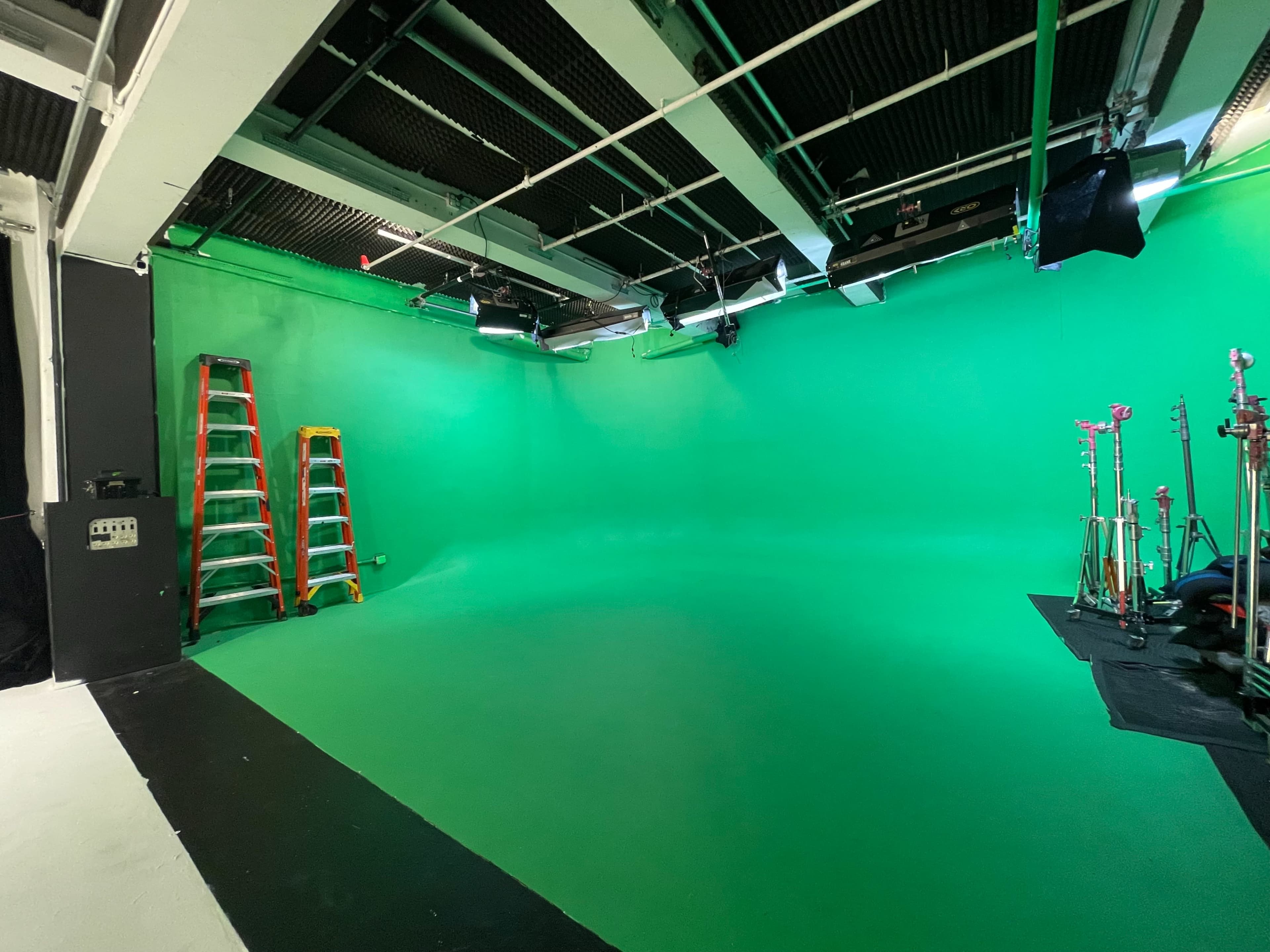 Bravo Studios - 28th St. Image in Midtown Manhattan, New York, NY