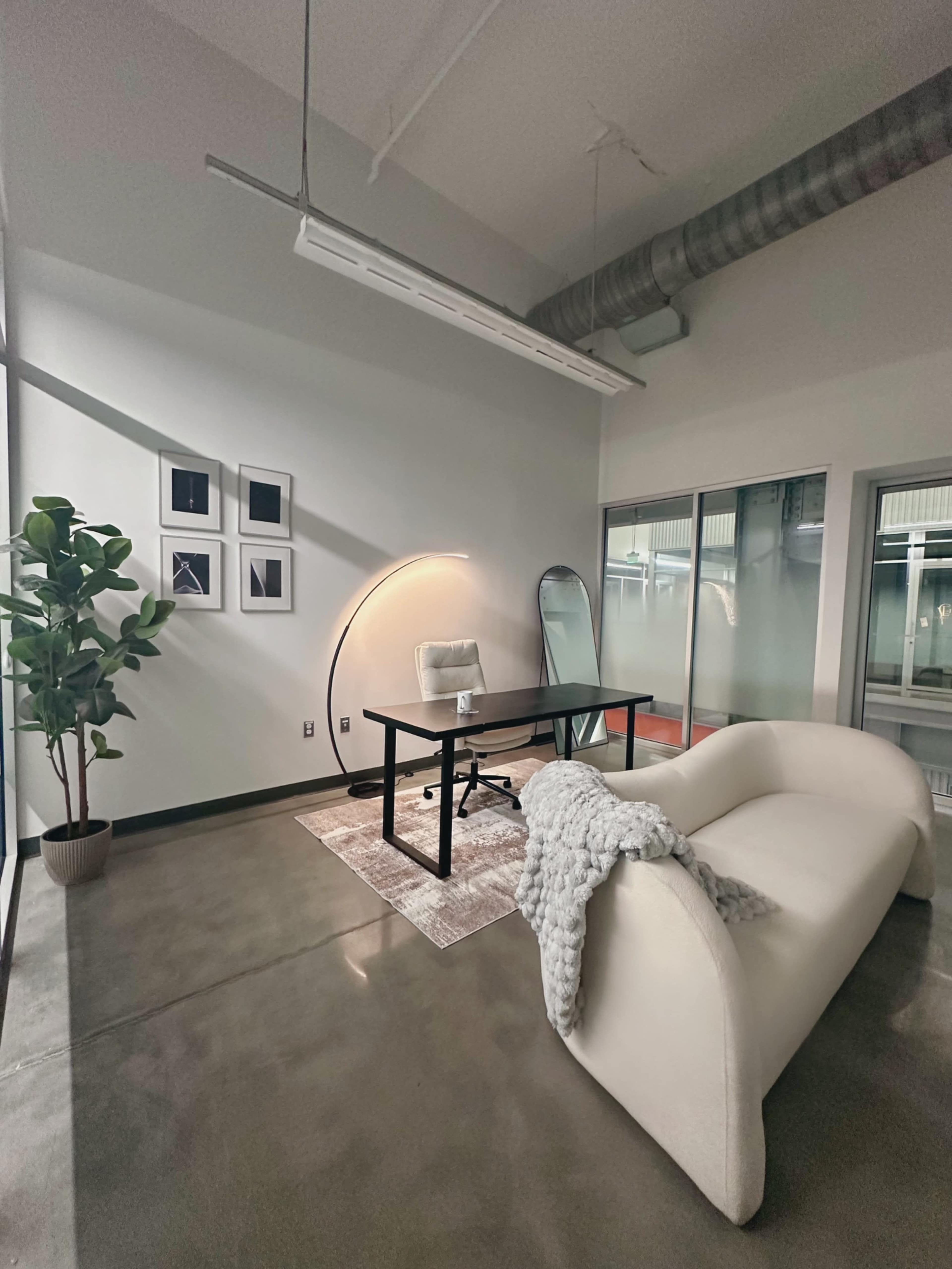 Modern & Chic Industrial Style Office Space Image in Kearny, Kearny, NJ