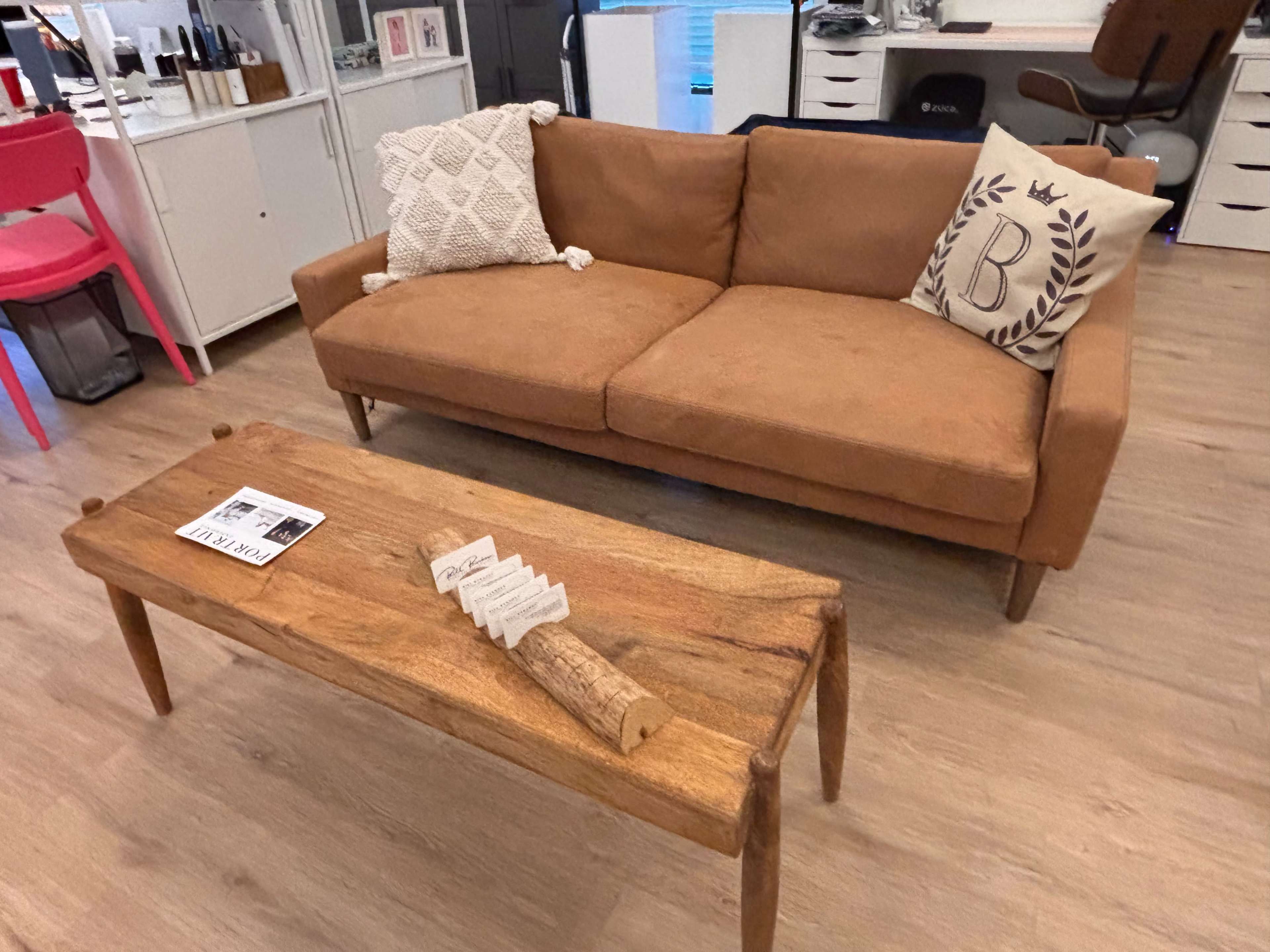 Professional Palm Beach Studio with Makeup & Wardrobe Area Image in Juno Ridge, North Palm Beach