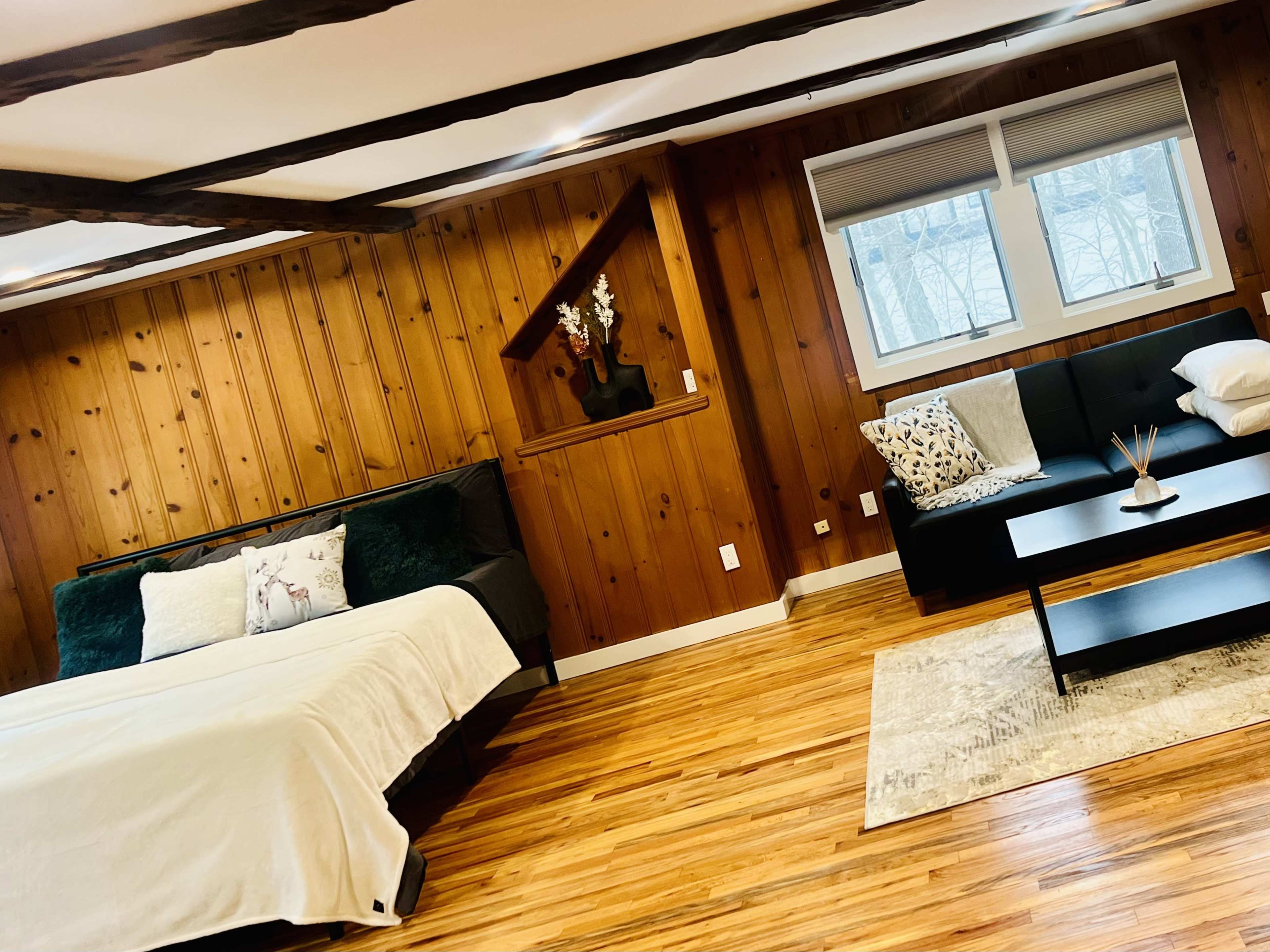 Spacious Retreat Image in Huntington, Huntington, NY