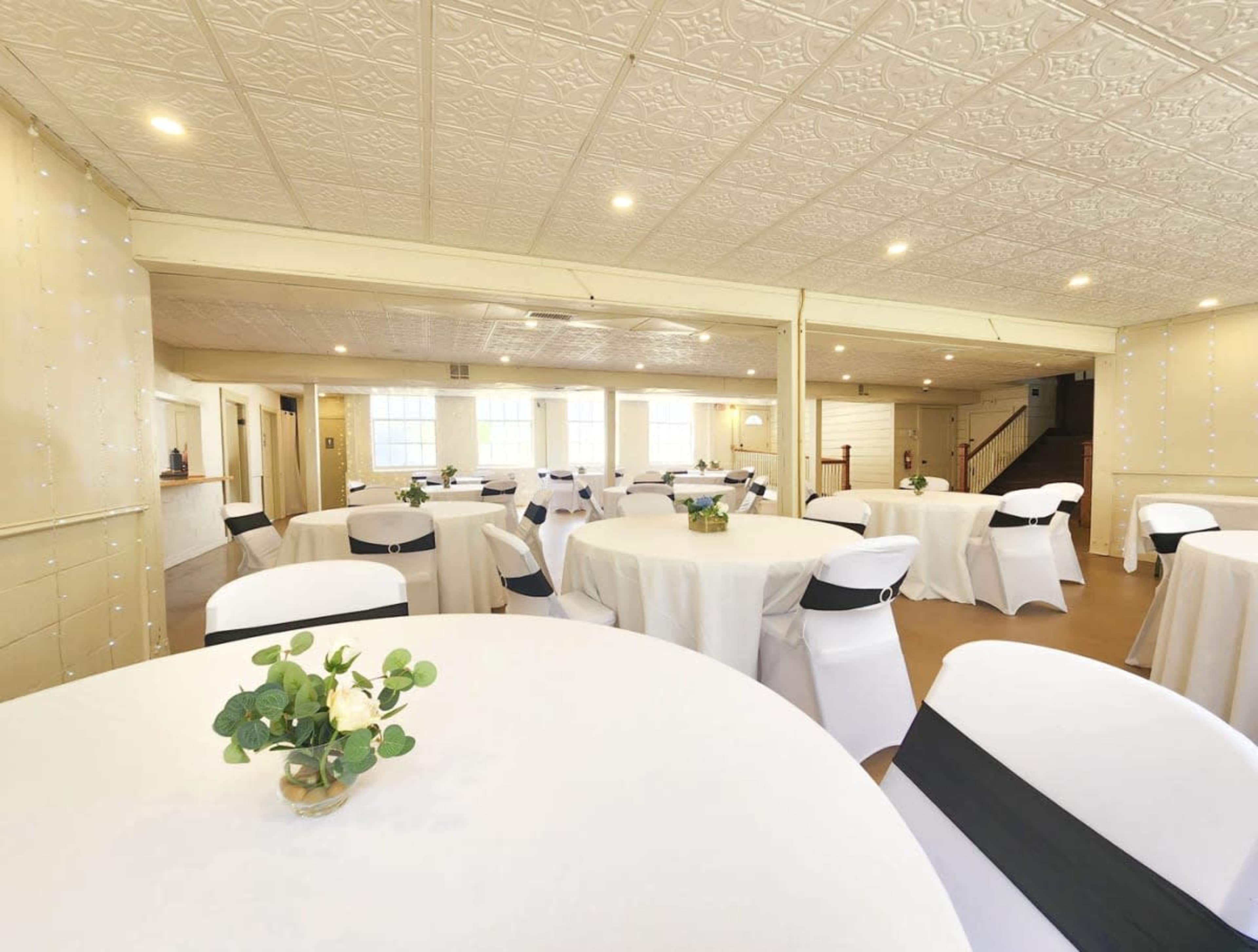 Rural Historic Church Building Image in Staples, Staples, TX