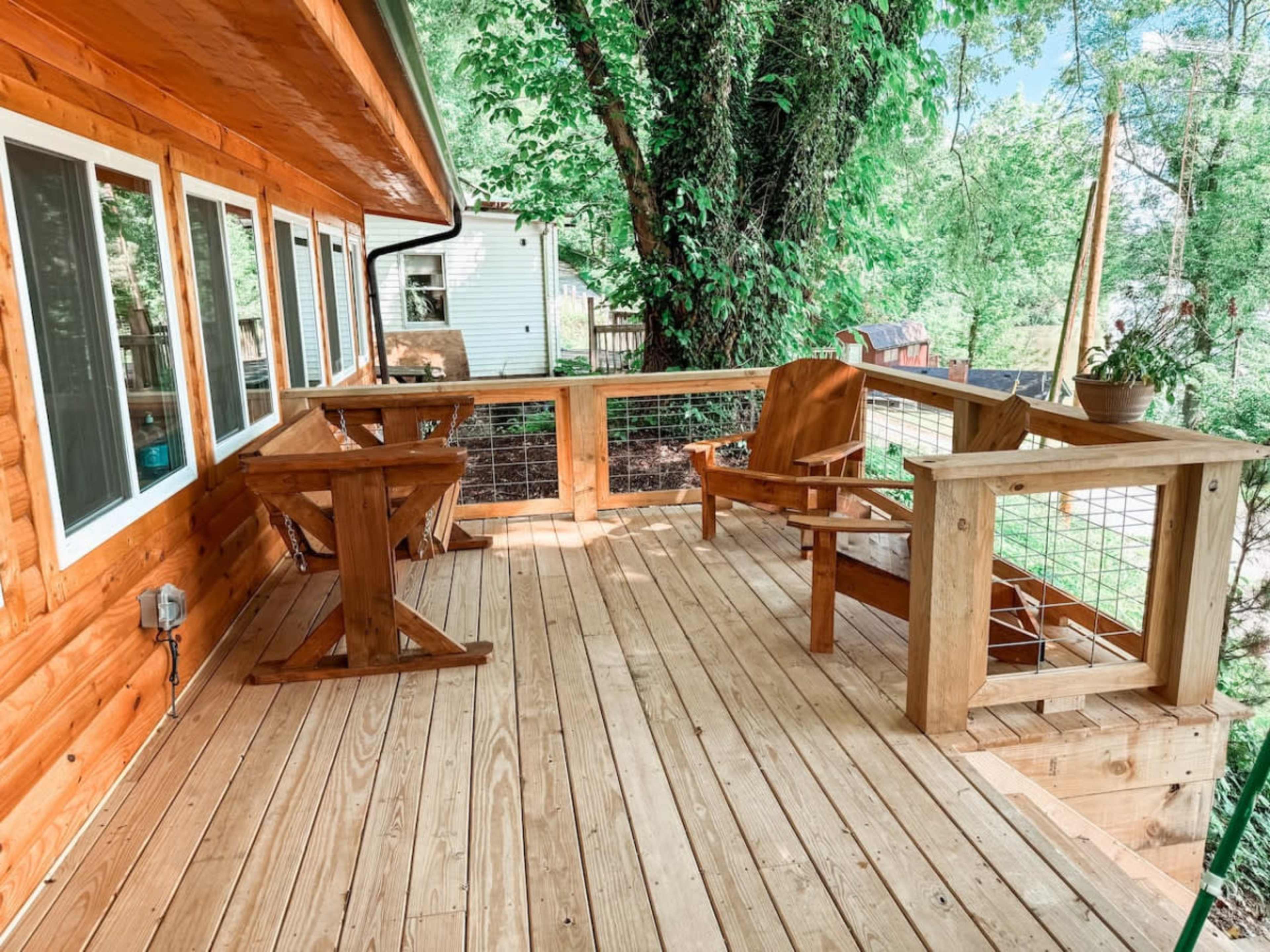 Hilltop Cabin Image in Jefferson Township, Martinsville, IN