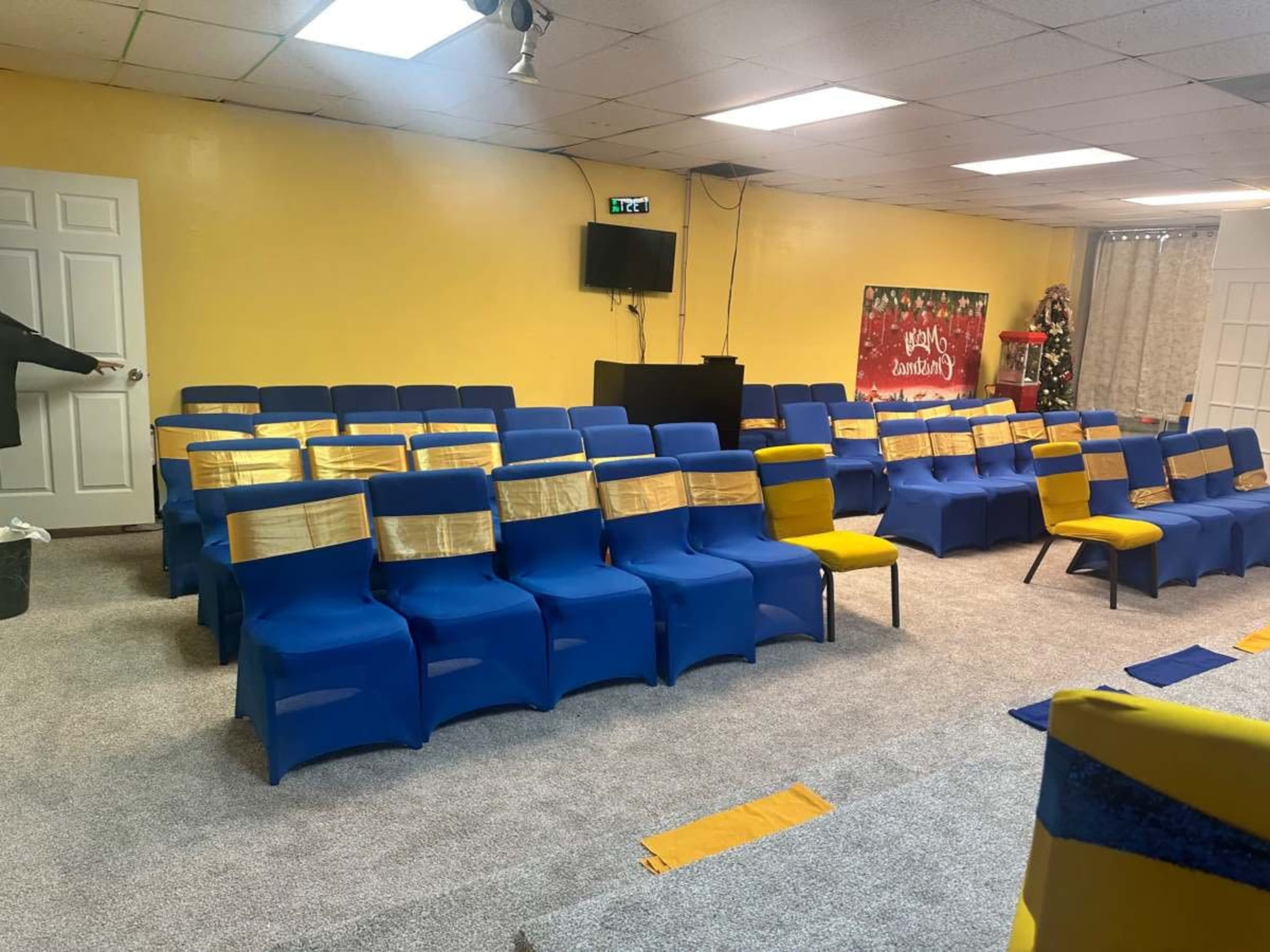 Perfect space for beginning, churches or event meetings Image in , Conyers, GA