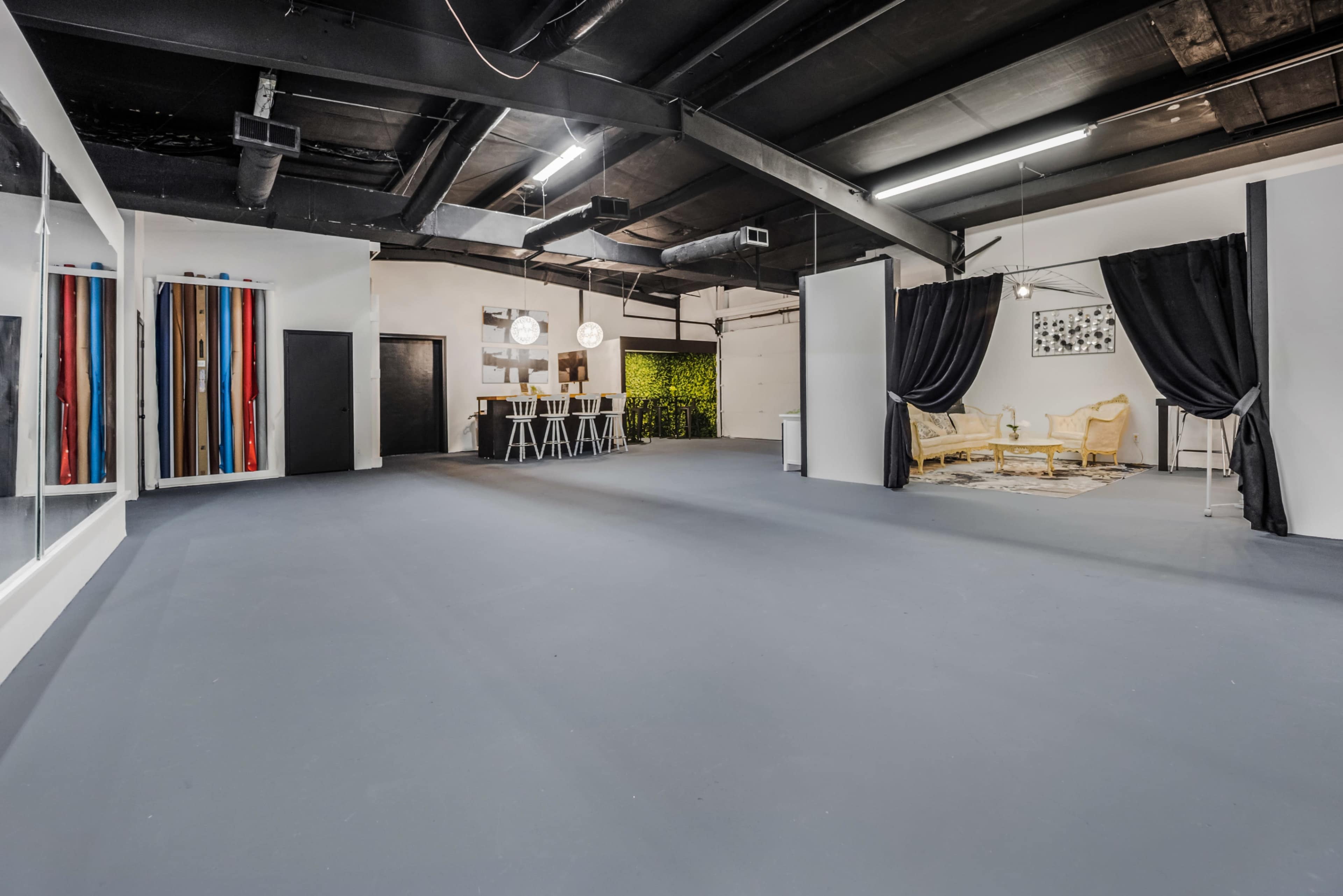 Modern Multifunctional Creative Space Image in Bolton, Mobile, AL