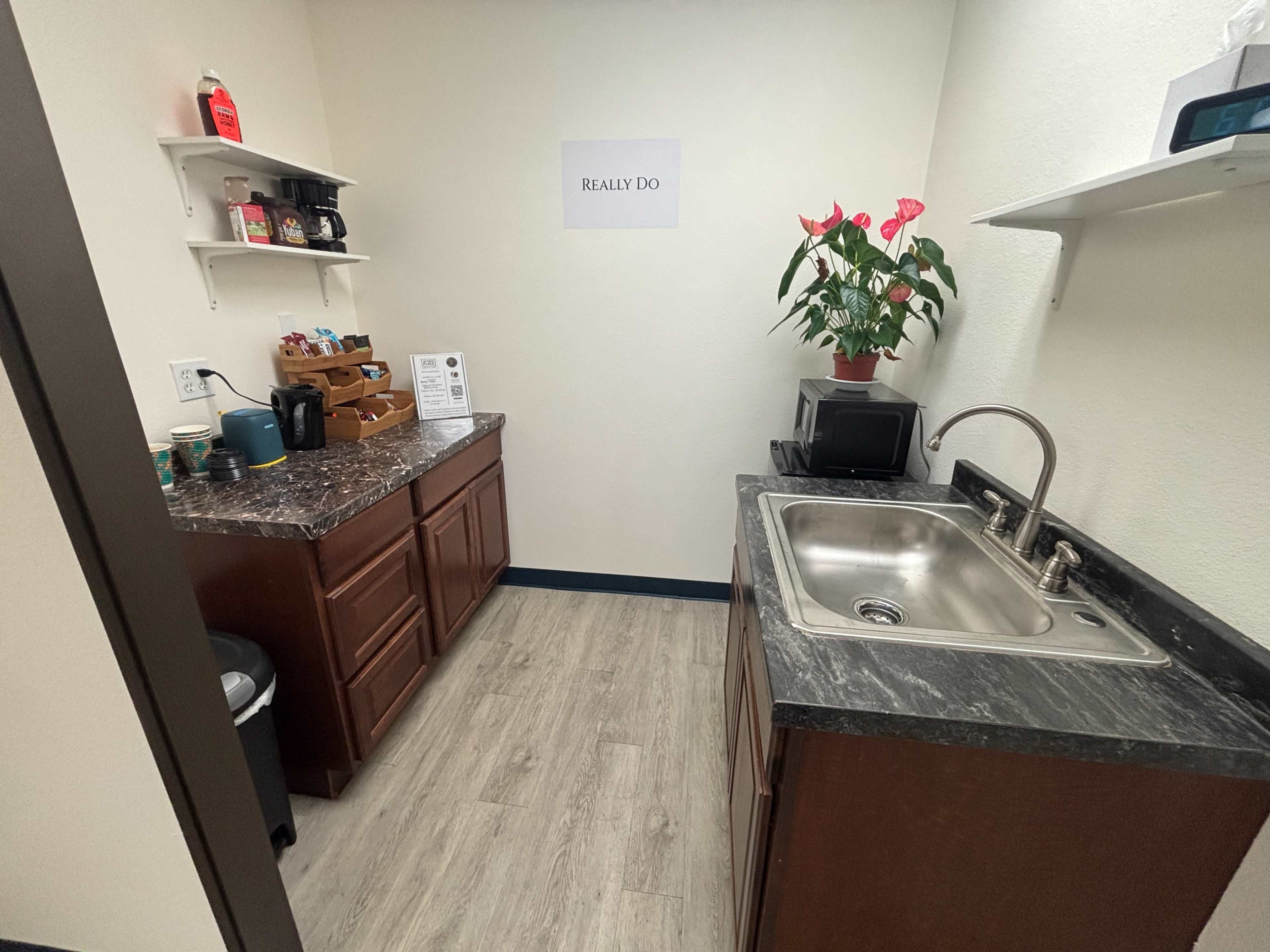 Flexible Studio Space for Photo/Video, Rehearsal,  Yoga, Small Events and Meetings Image in Mission Valley East, San Diego, CA