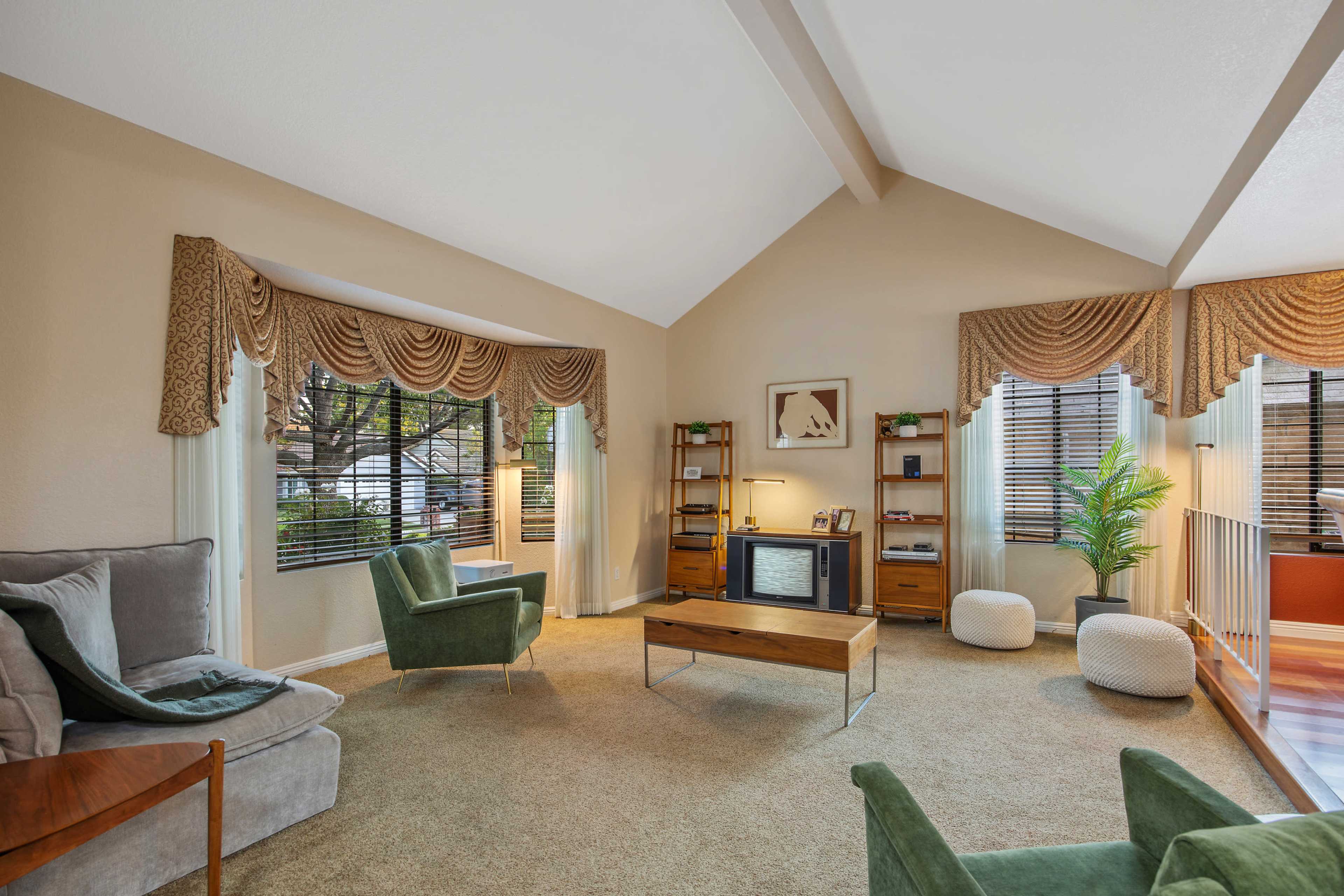 Iconic Film Location With Pool, Spa, Firepit & Large Yard Image in Simi Valley, Simi Valley, CA