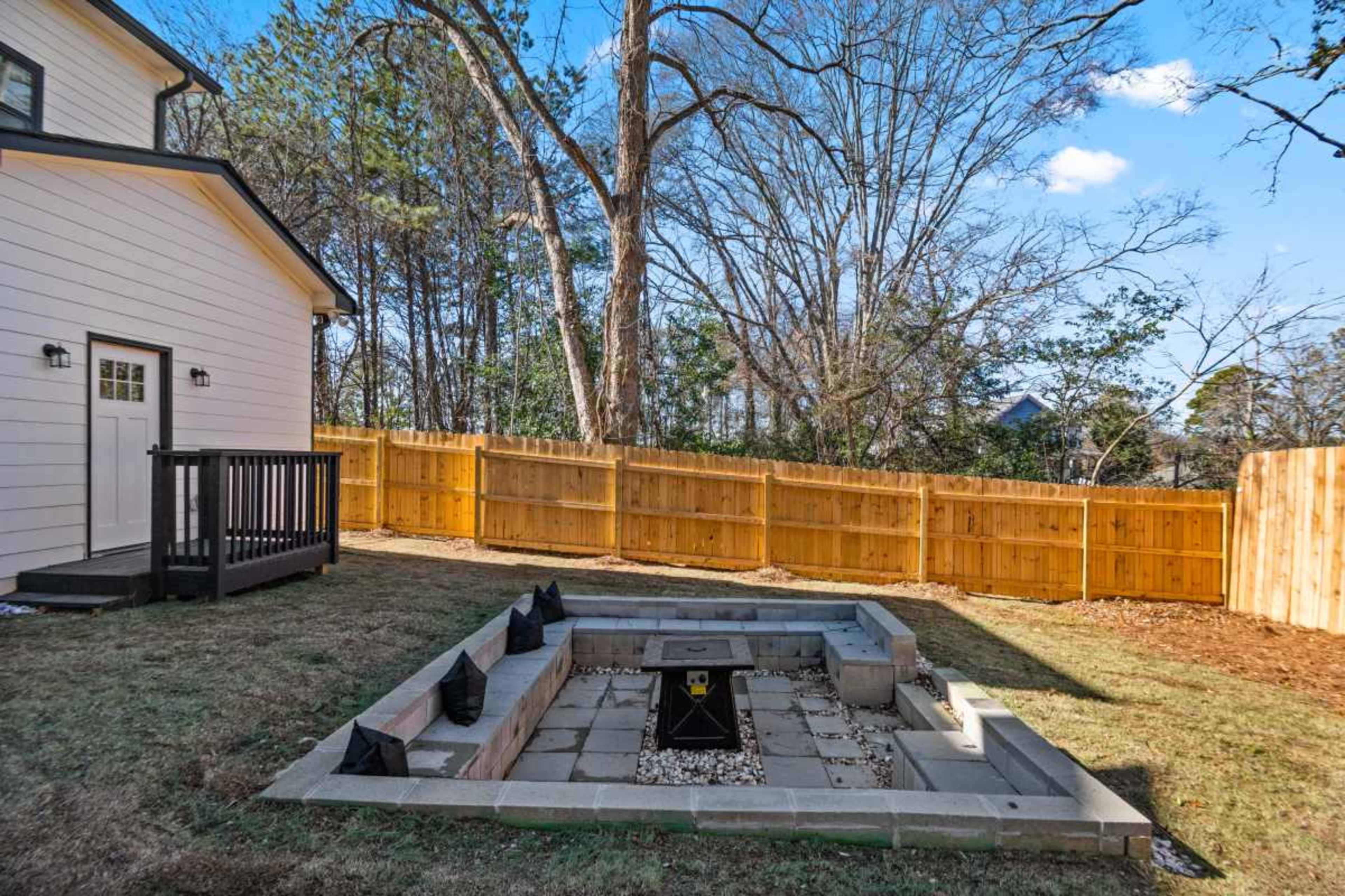 Beautiful Contemporary City Home Image in Lakewood Heights, Atlanta, GA