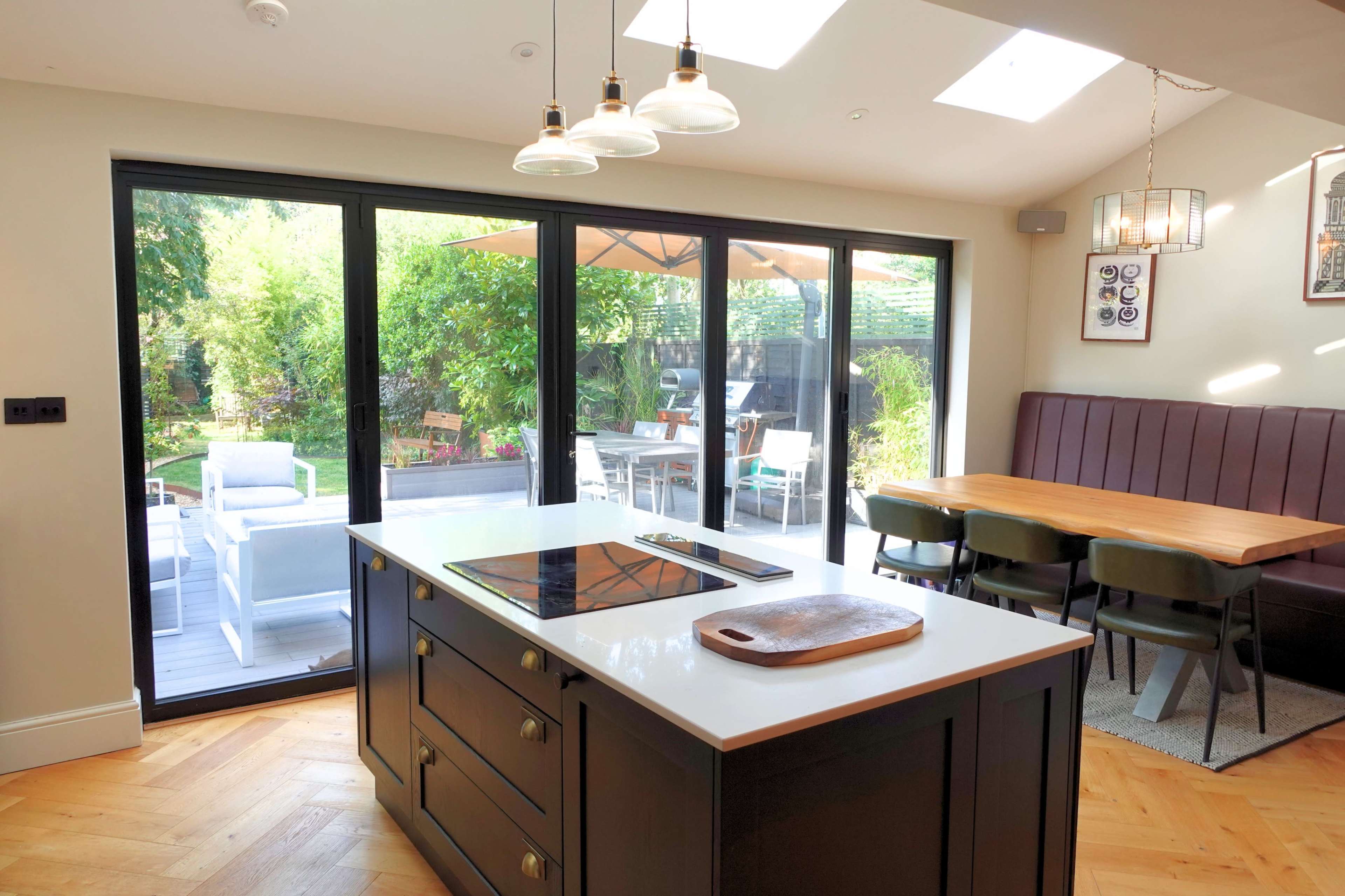 1930's South East London Semi-Detached | Open plan Family Kitchen Island | Private Garden & Hot Tub | Cosy Living Room Image in London, London, ENG