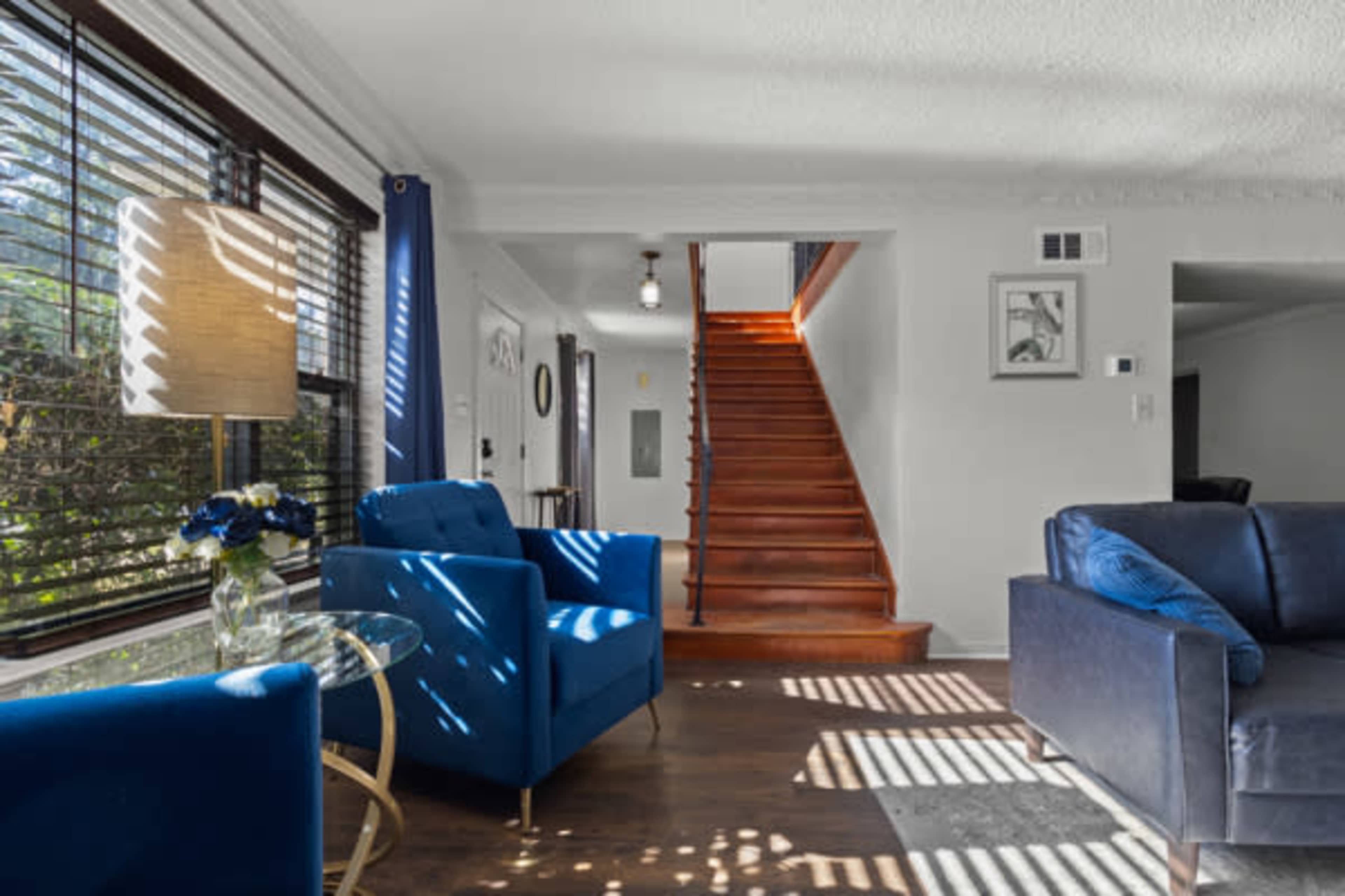 5BR Urban Oasis near Downtown Dallas with conference table and balcony Image in South Dallas, Dallas, TX