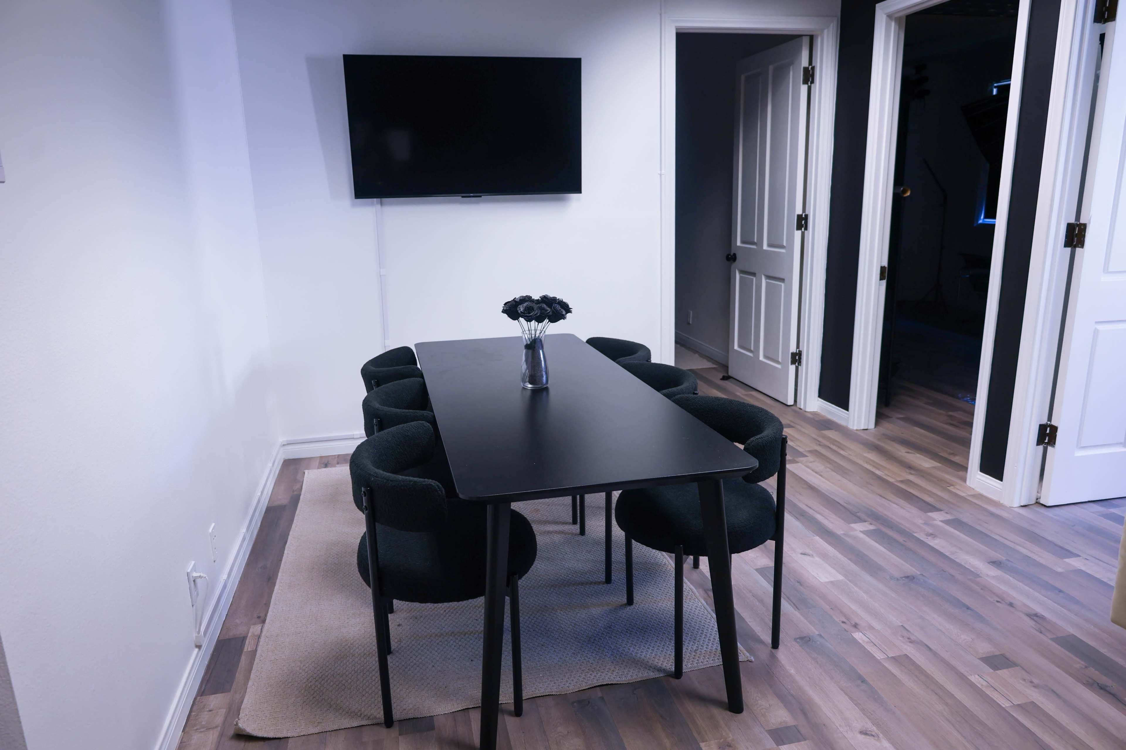 Modern content studio with several creative spaces Image in Fallbrook, Fallbrook, CA