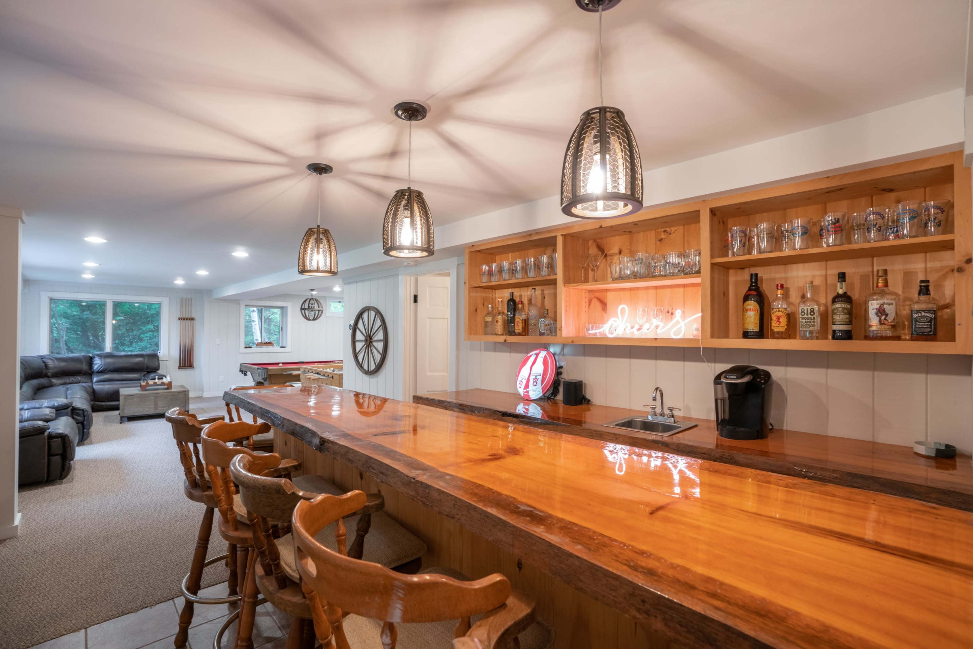 Valley View Villa – Rustic VT Luxury w/ Pond Image in Dover, West Dover, VT