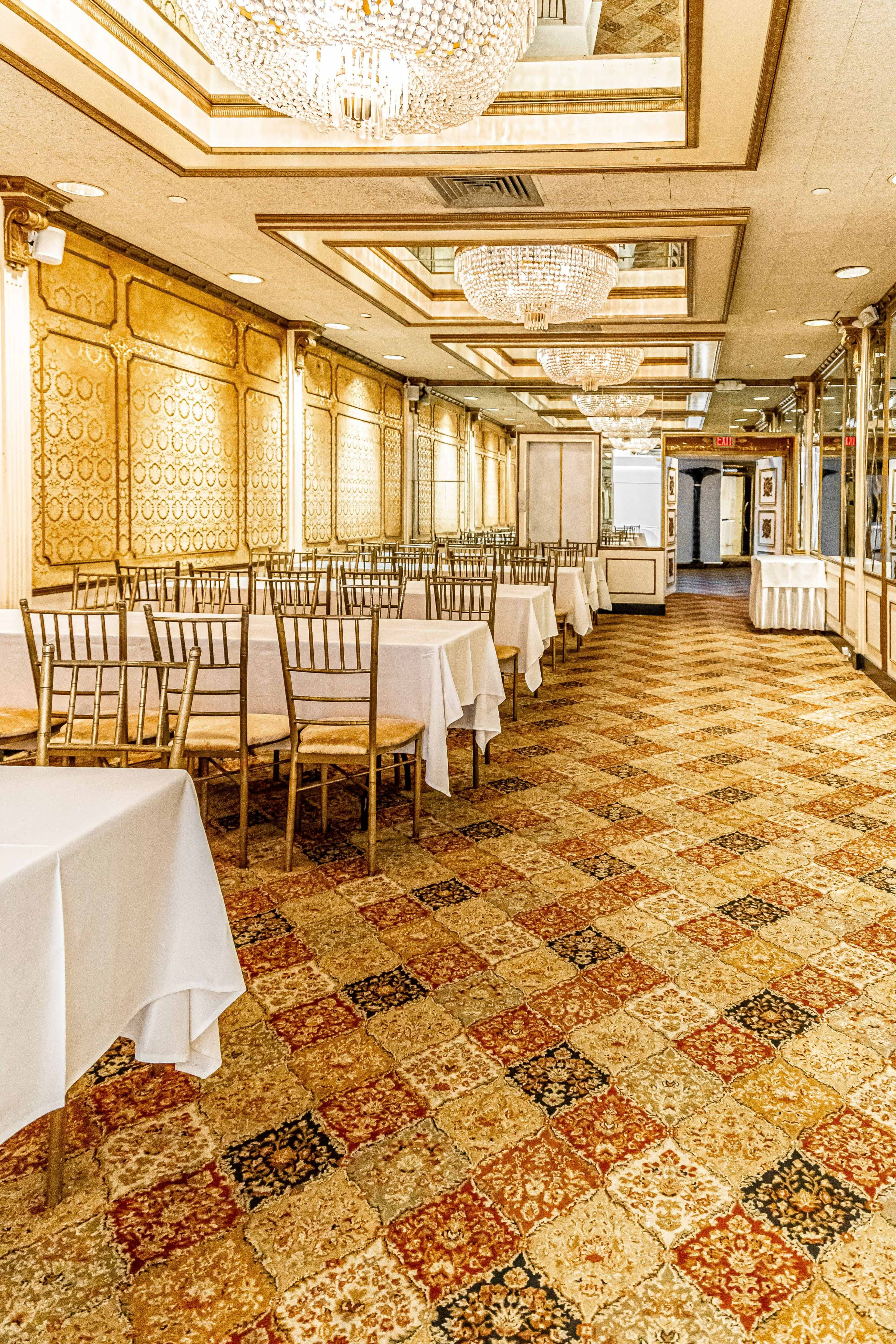 Venetian Room Image in Astoria, Astoria, NY