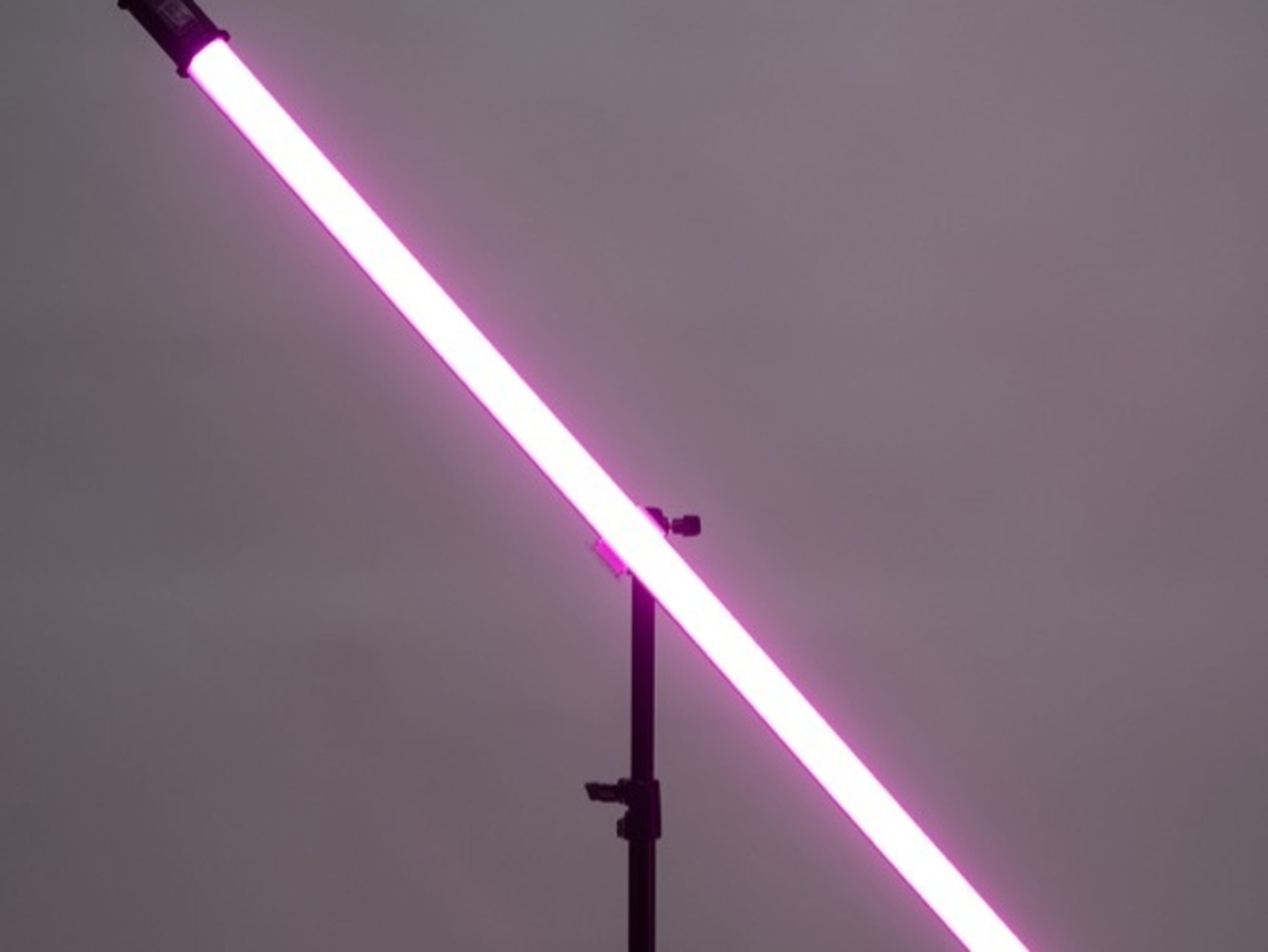 Nanlite PavoTube RGBW 4' LED 