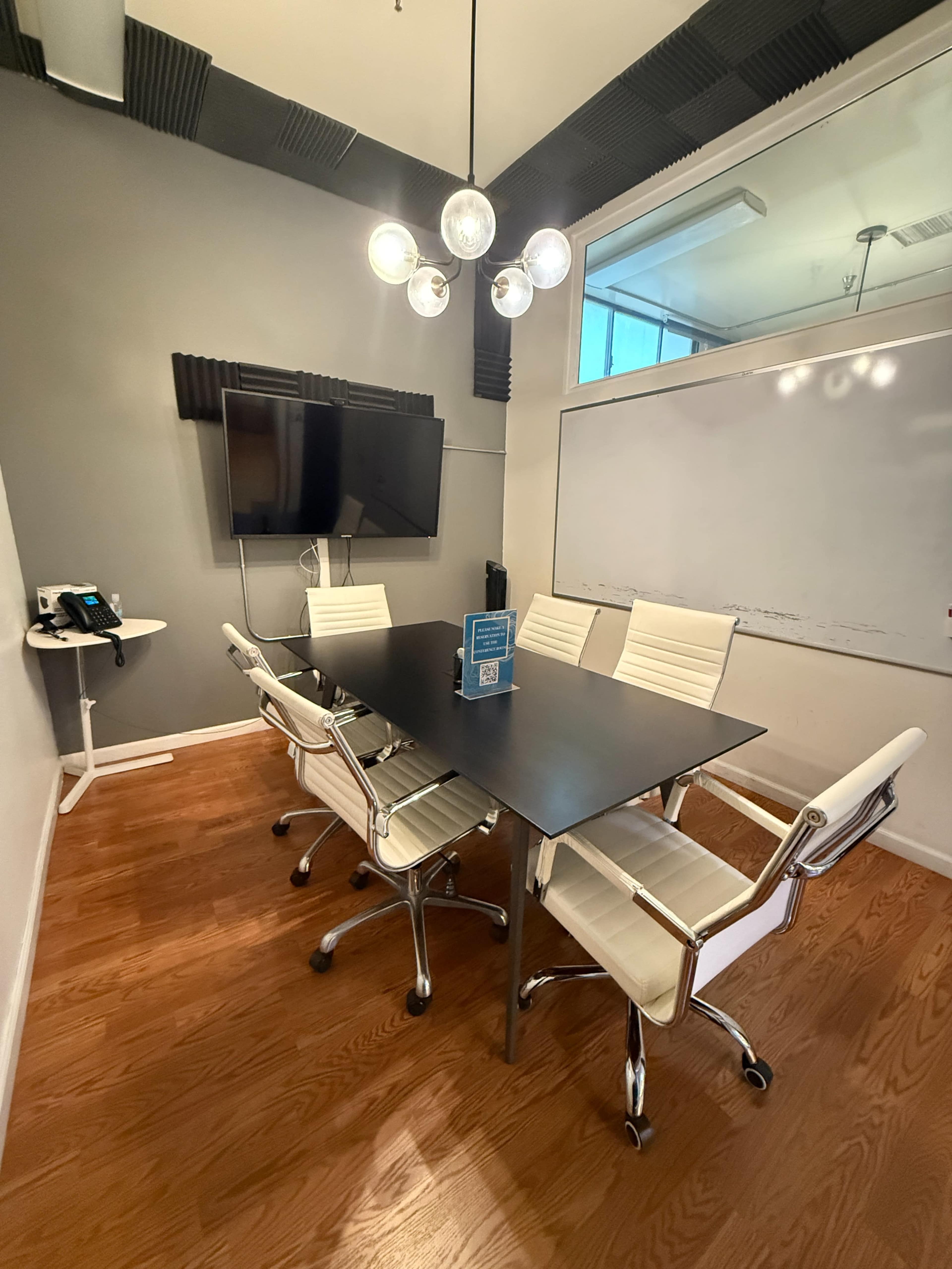 Hillcrest Conference Room for 6 Image in Hillcrest, San Diego, CA