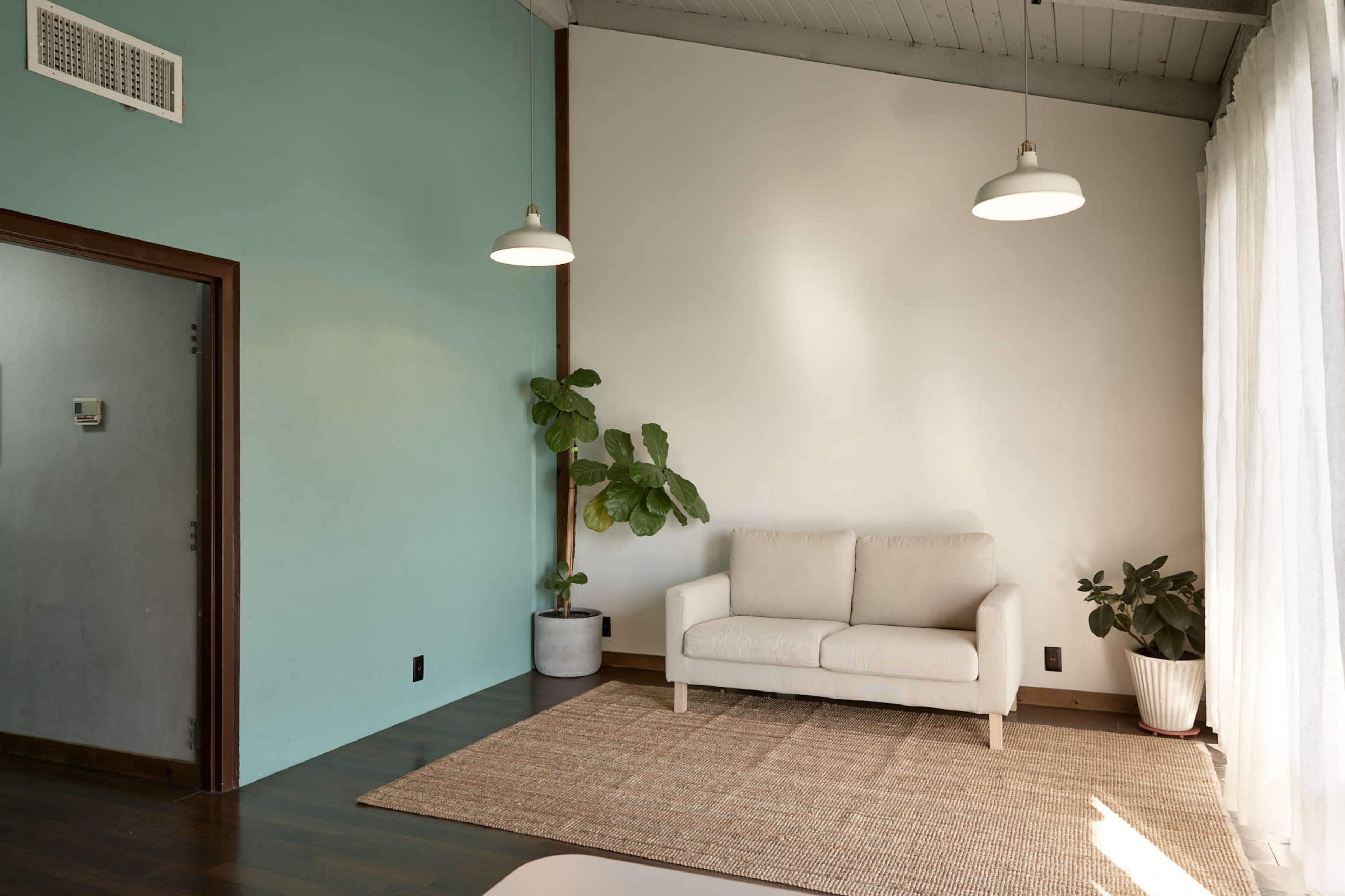 Bright, Minimal Daylight Studio for Content, Portraits & Small Shoots Image in Northeast Anaheim, Anaheim, CA