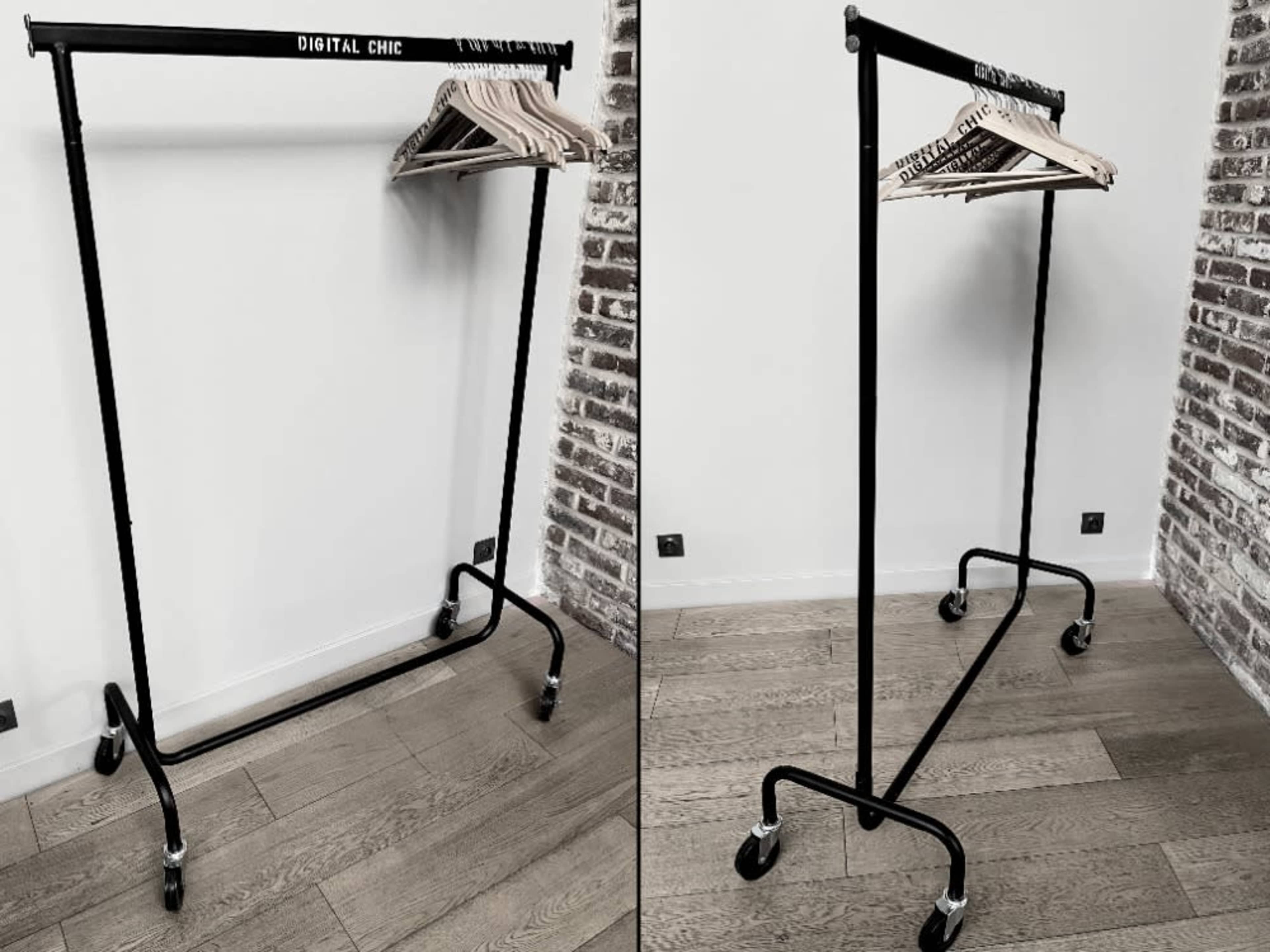 Portant à Vêtements avec Roulettes, 30 cintres