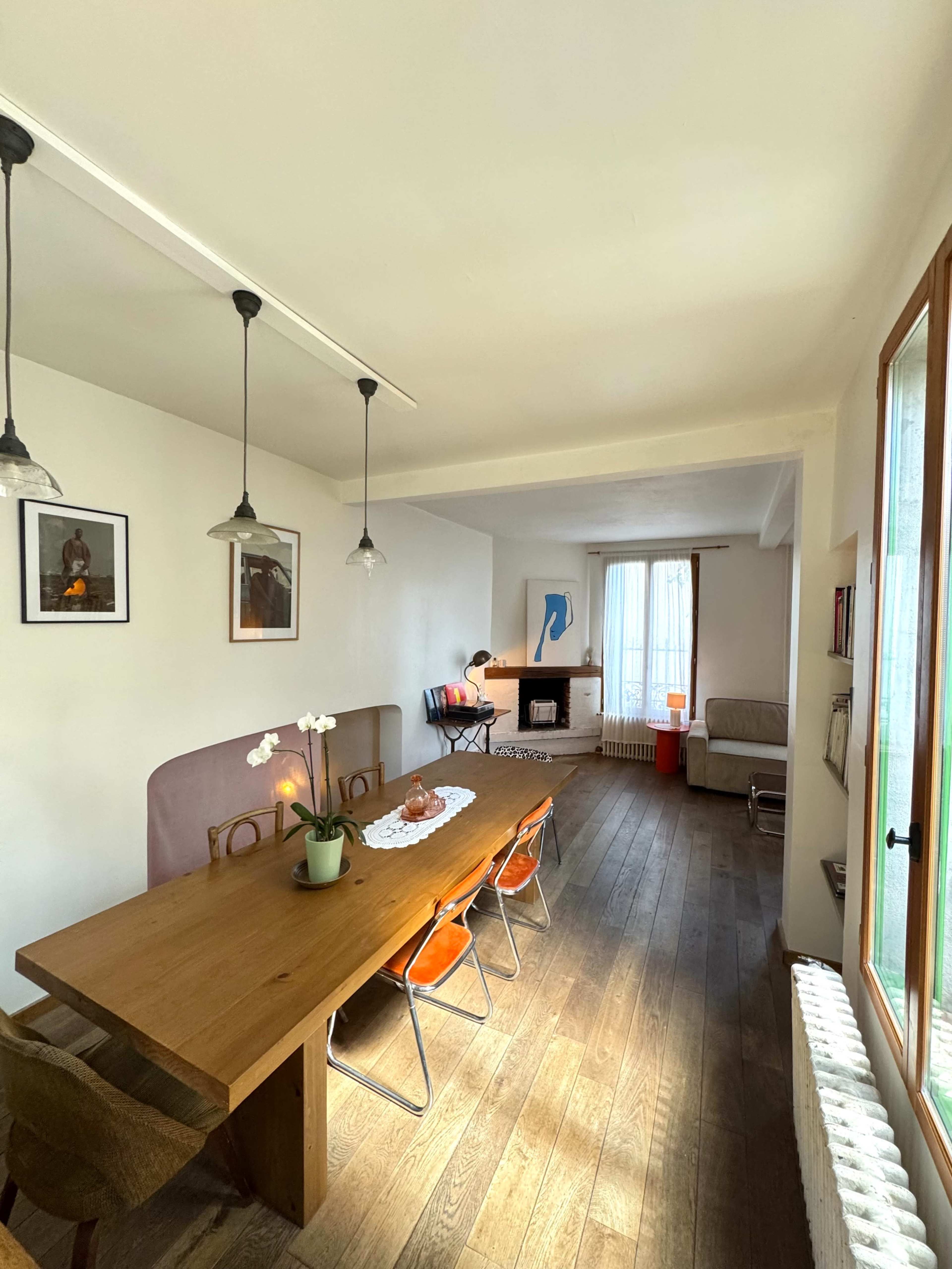 Maison lumineuse avec cour intérieure – idéale pour réunions, séminaires et dîners d’équipe Image in , Bagnolet