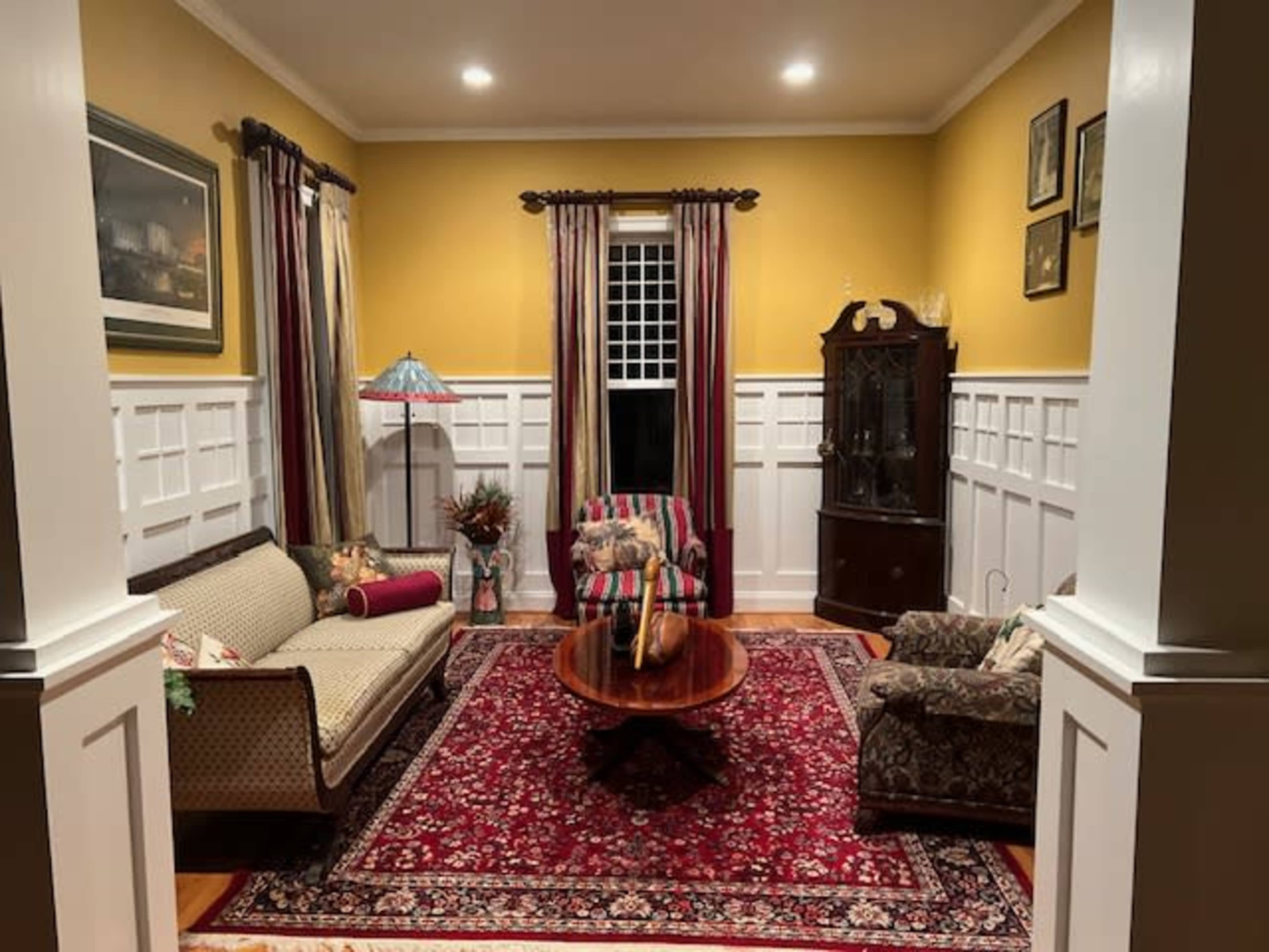 Town of Vienna  - craftsman house Image in Hunter Mill District, Vienna, VA