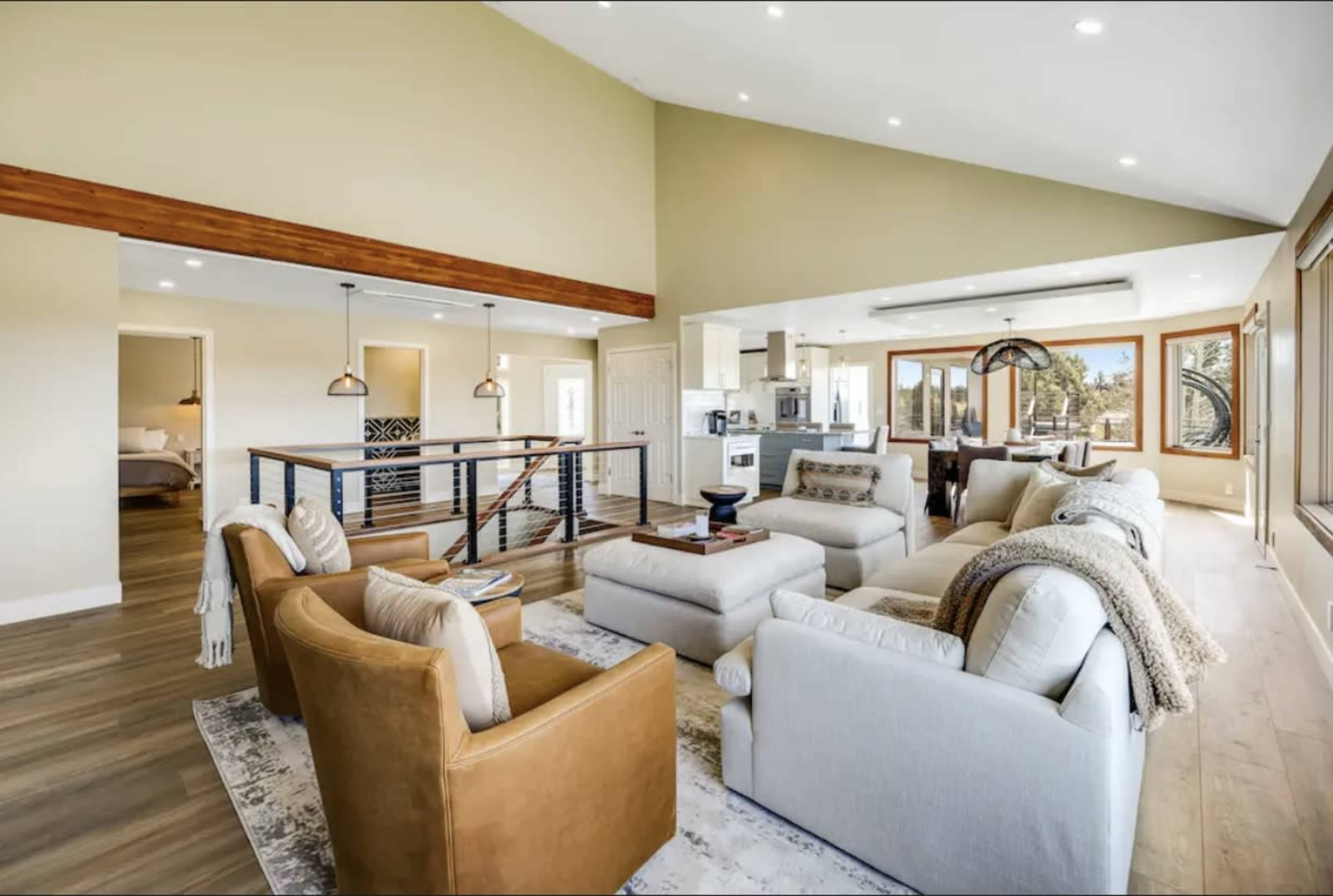 Luxurious modern ranch house Image in , Sisters, OR