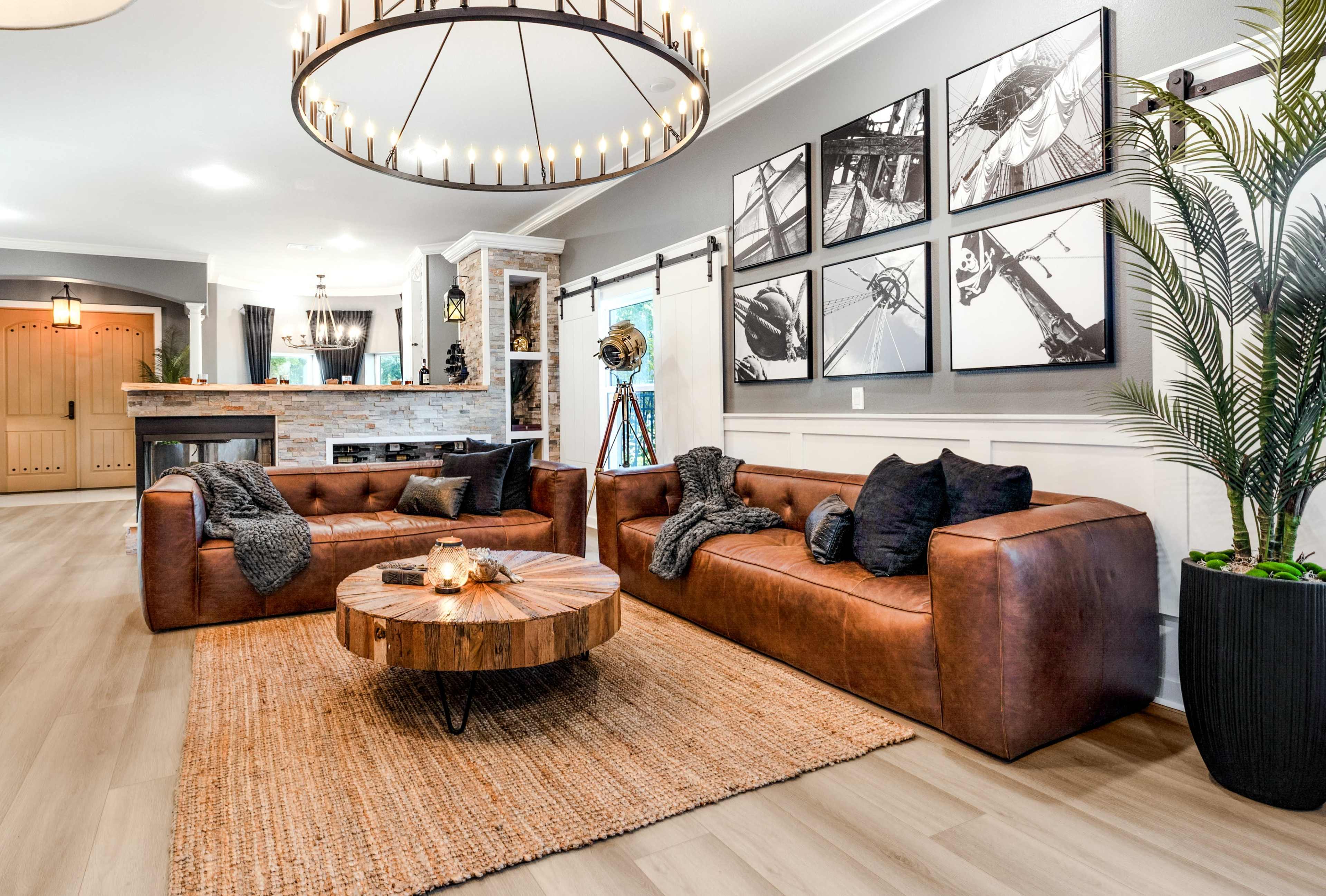 Moody & Luxurious Gasparilla-Inspired Mini-Mansion in South Tampa near Bayshore Blvd Image in Ballast Point, Tampa, FL