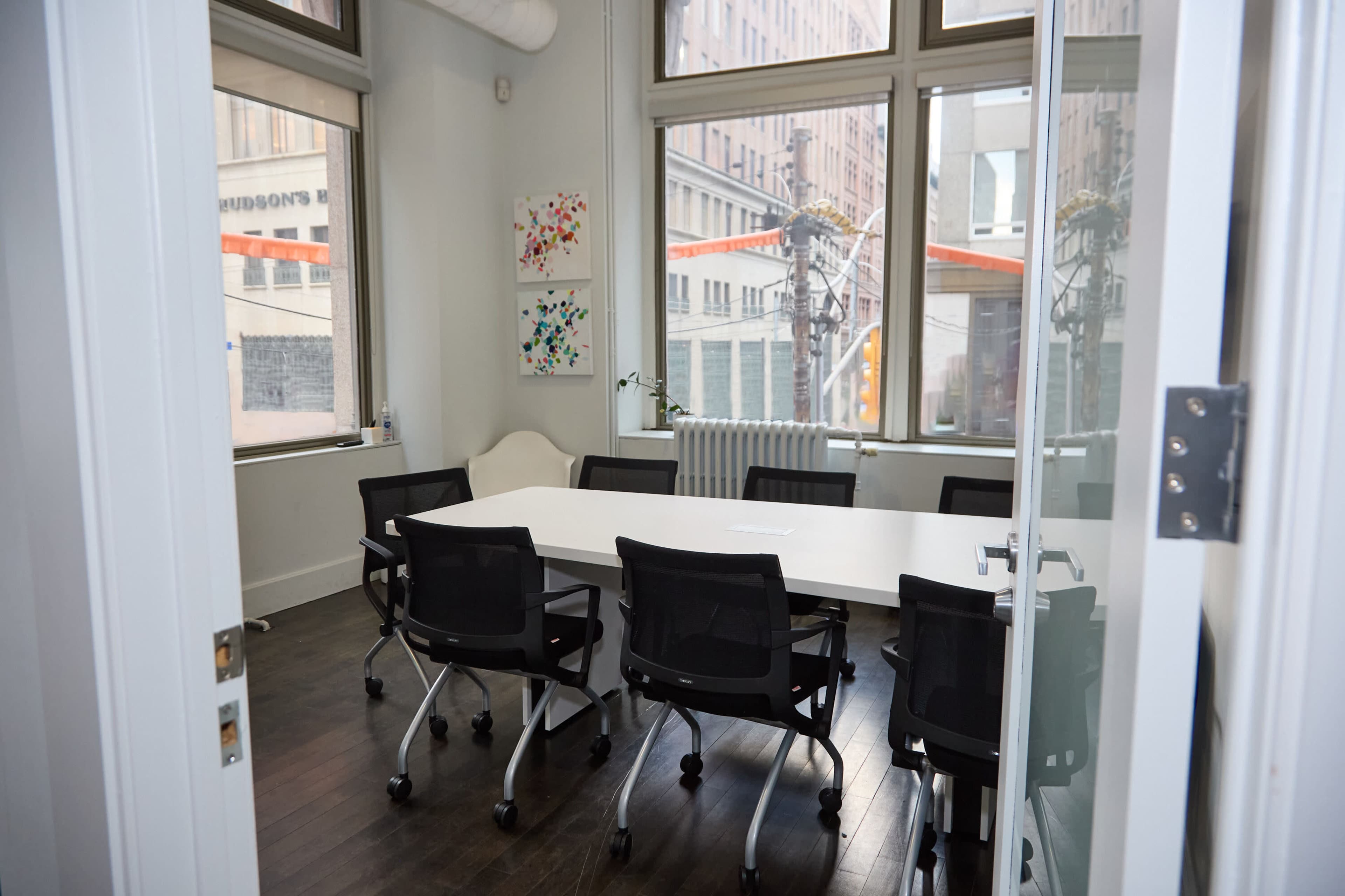 Downtown Meeting Room on Bay Street Image in Yonge-Bay Corridor, Toronto, ON