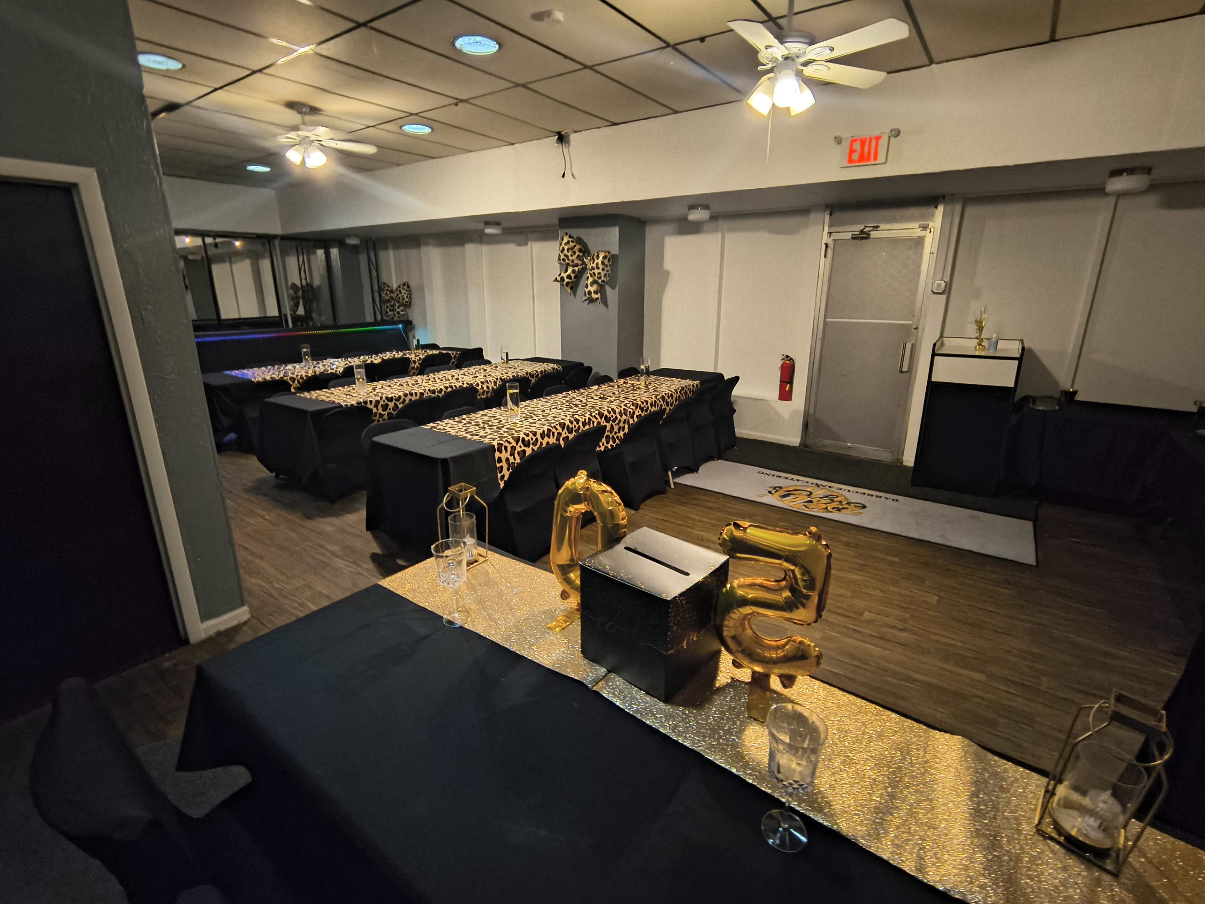 Private Party Room Image in North Township, HAMMOND, IN