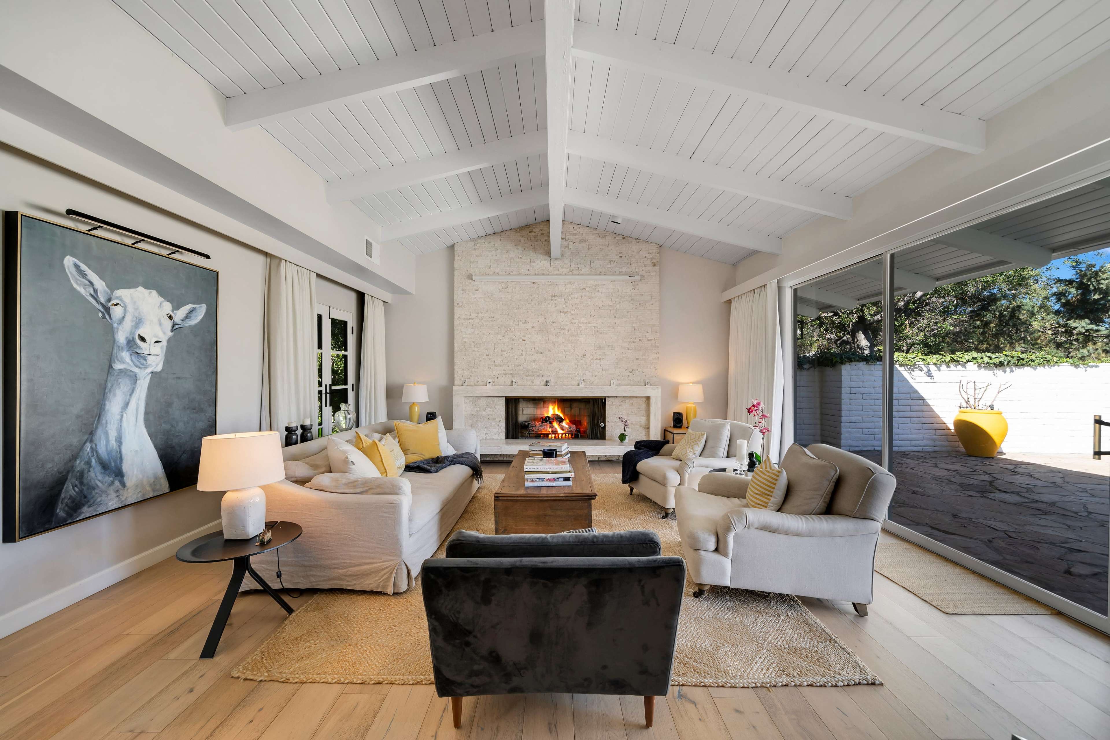 SLIM AARONS-INSPIRED RANCH: CHIC 60'S OASIS Image in Sherman Oaks, Sherman Oaks, CA