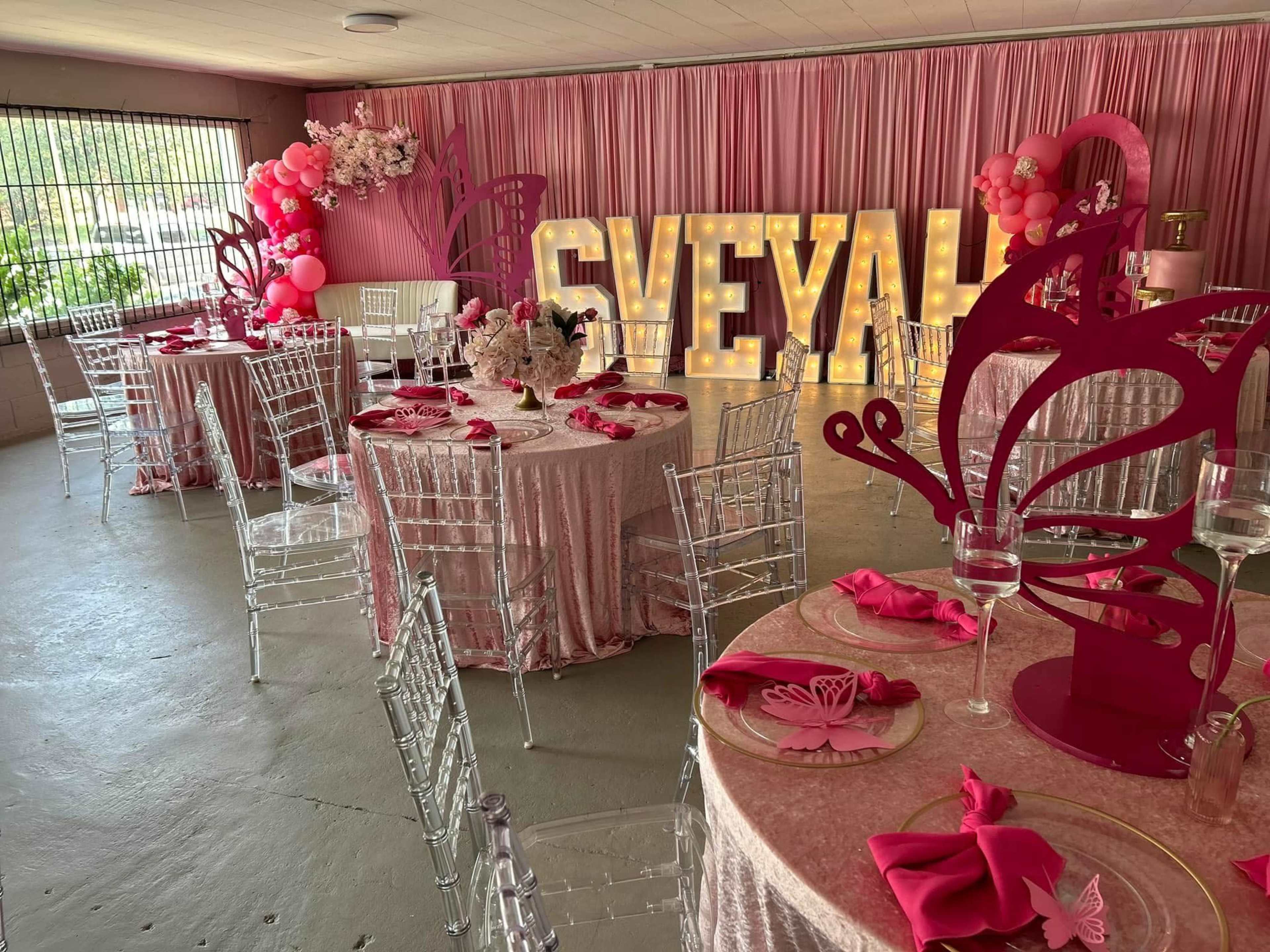 Venue 2910 Image in Country Club Heights, Charlotte, NC