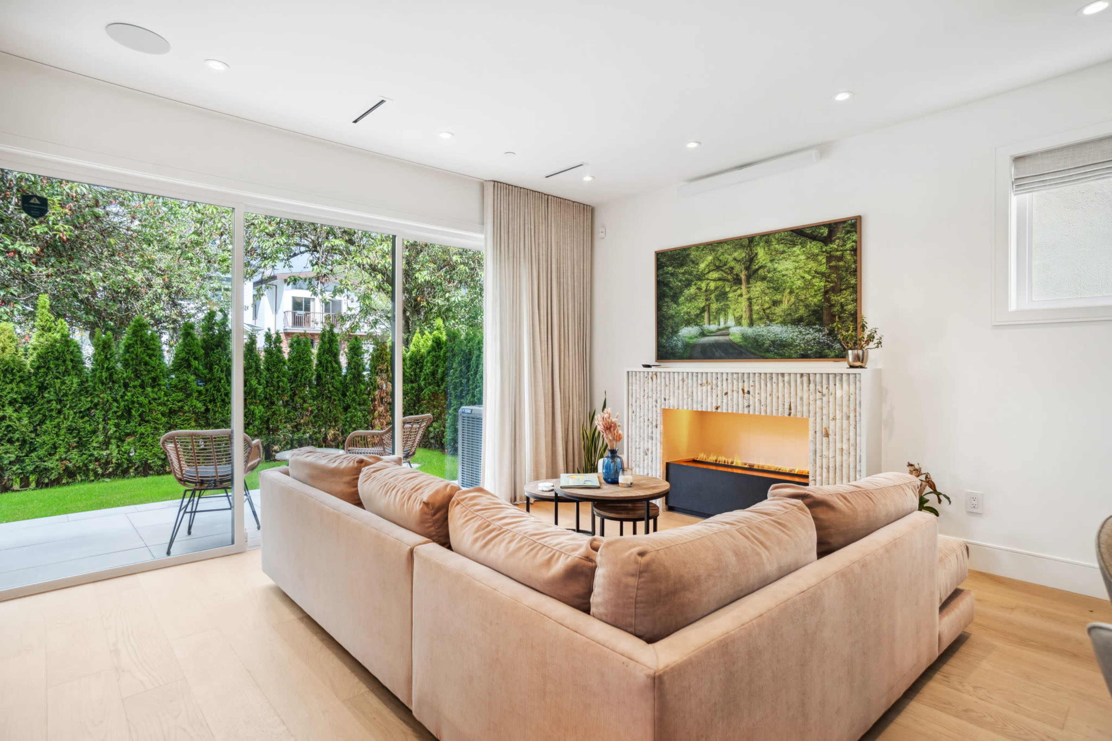 NEW 2024 Duplex with Modern Minimalist Design Image in East Vancouver, Vancouver, BC