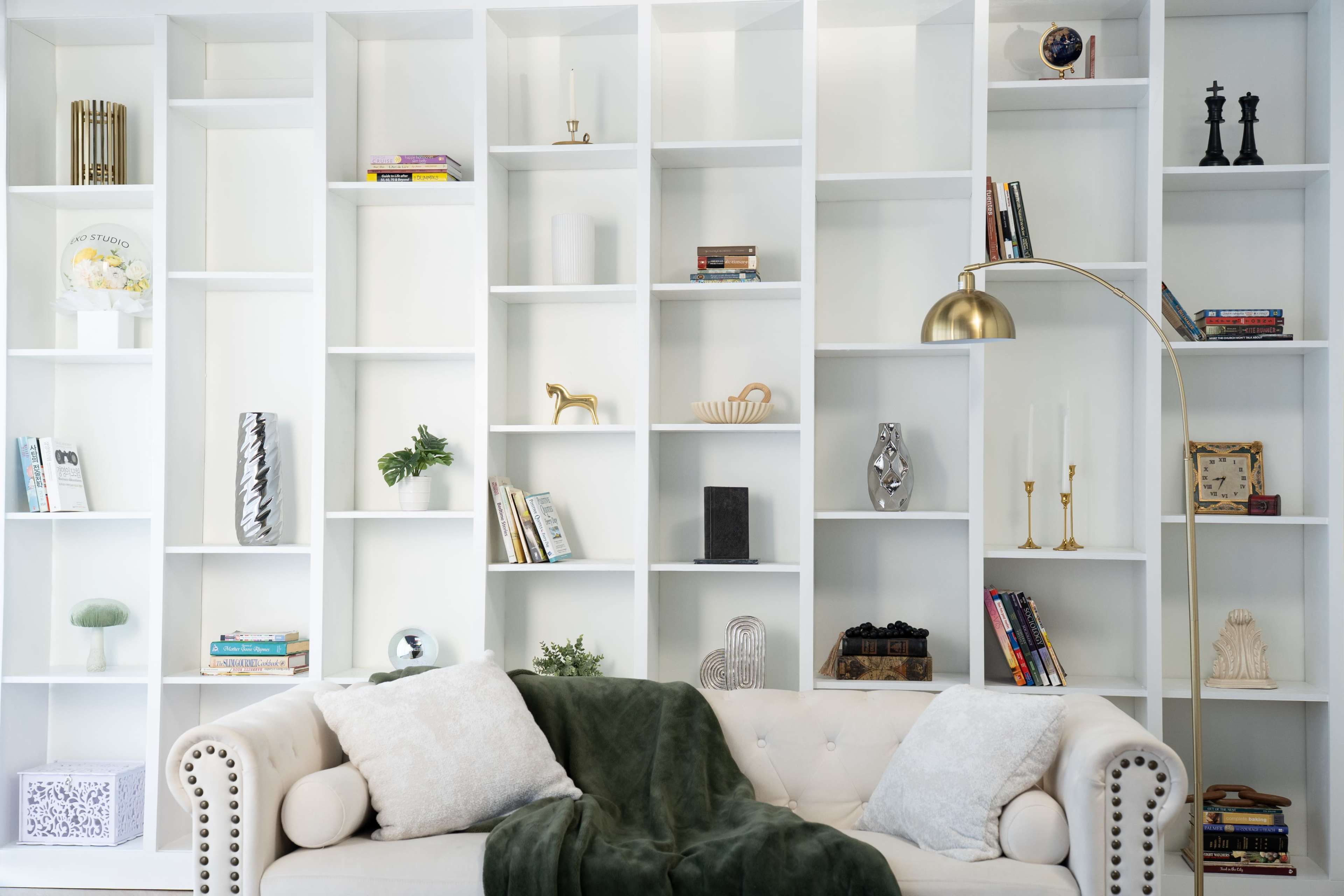 Luxury Living Room Set with natural light Image in Gwinnett Village, Norcross, GA