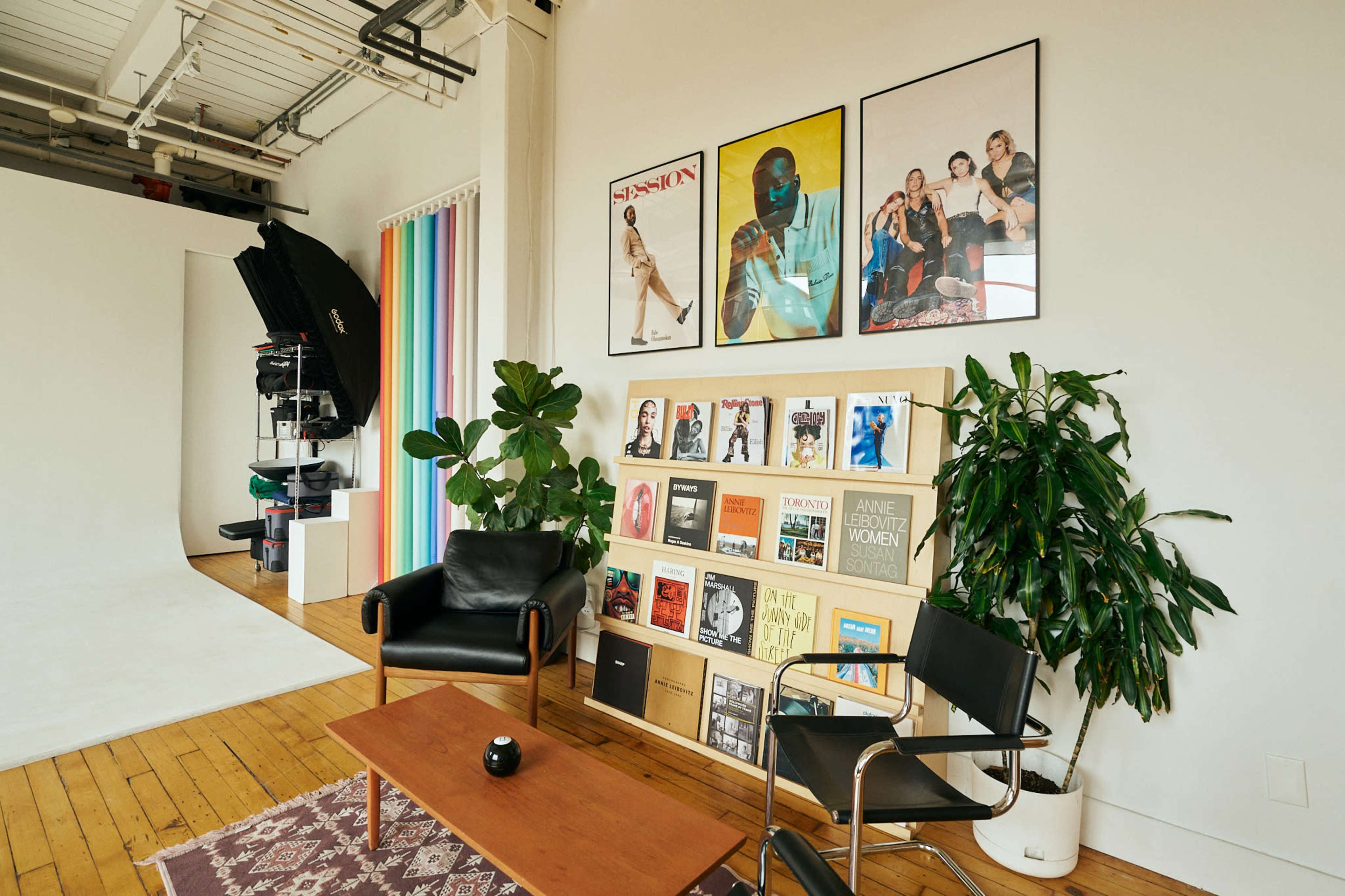 Light-Filled and Spacious Loft in Liberty Village Image in Liberty Village, Toronto, ON