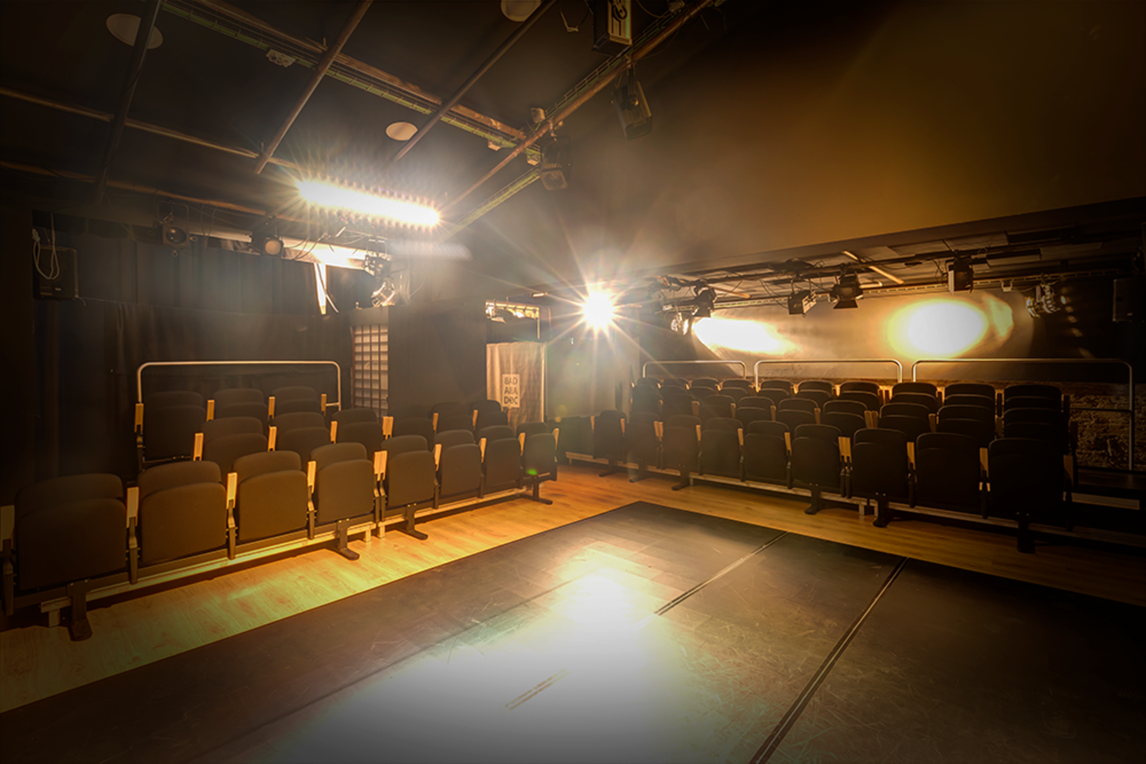 Espacio cultural con encanto en el corazón de Gracia Image in Vila de Gràcia, Barcelona, B