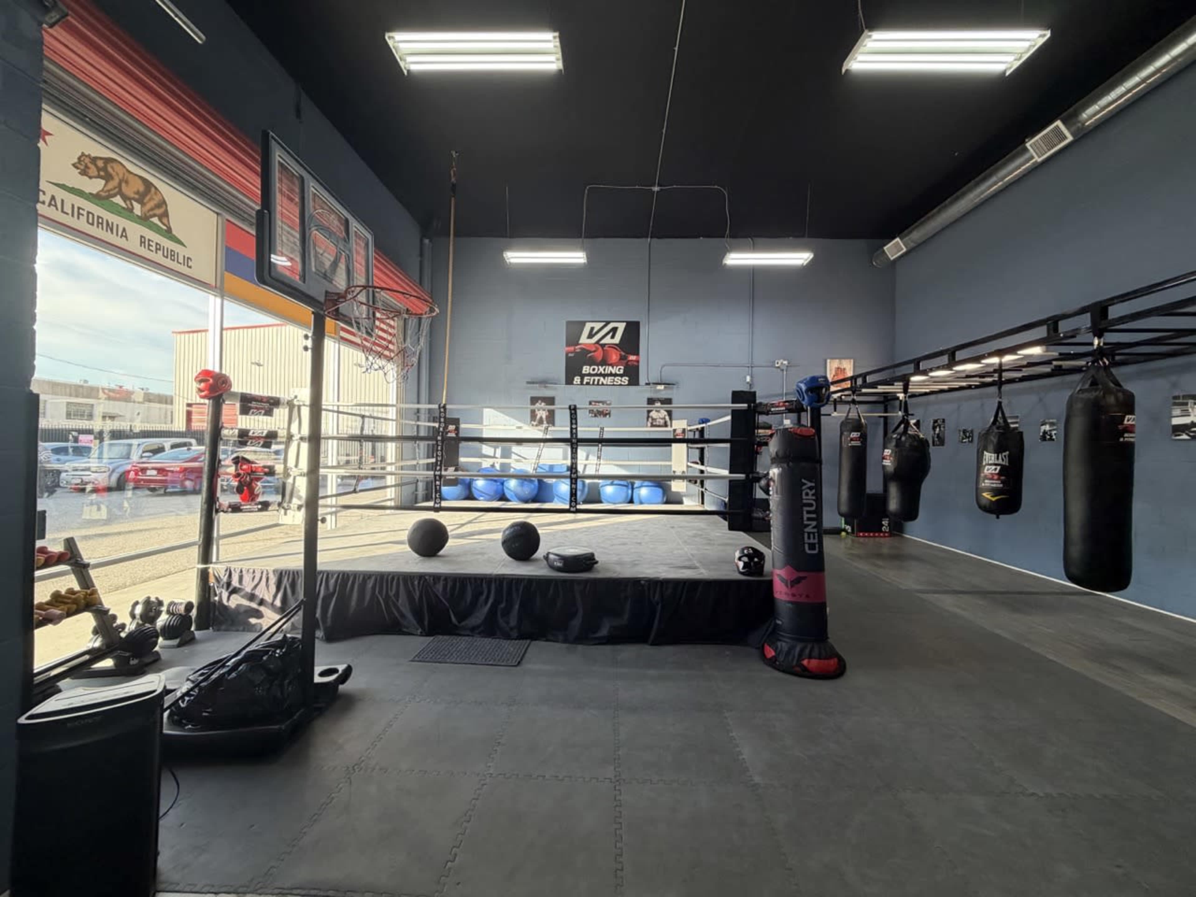 Boxing gym Image in Valley Glen, los angeles, CA