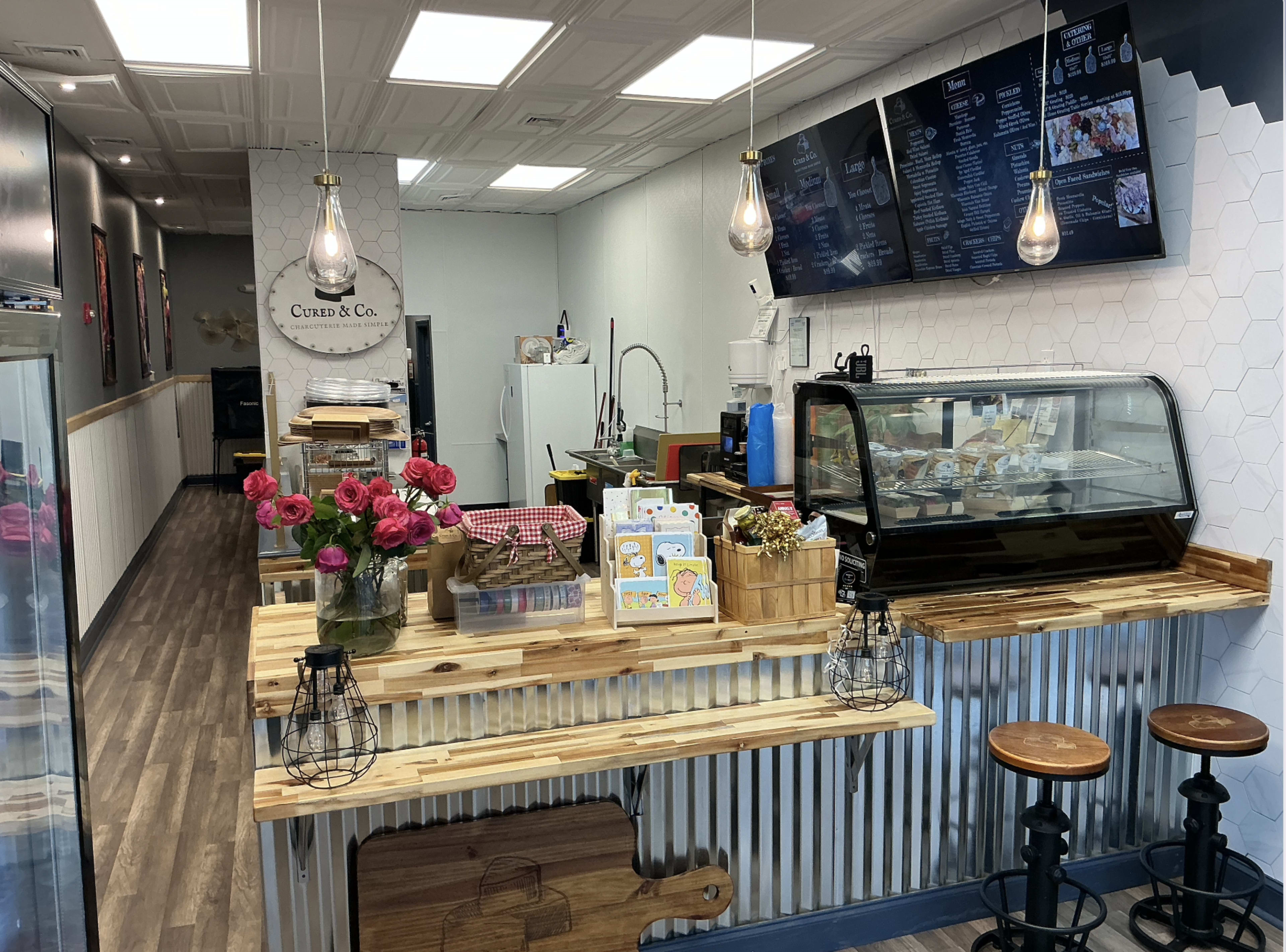 Downtown Store Front Deli Style Location Image in Ridgewood, Ridgewood, NJ