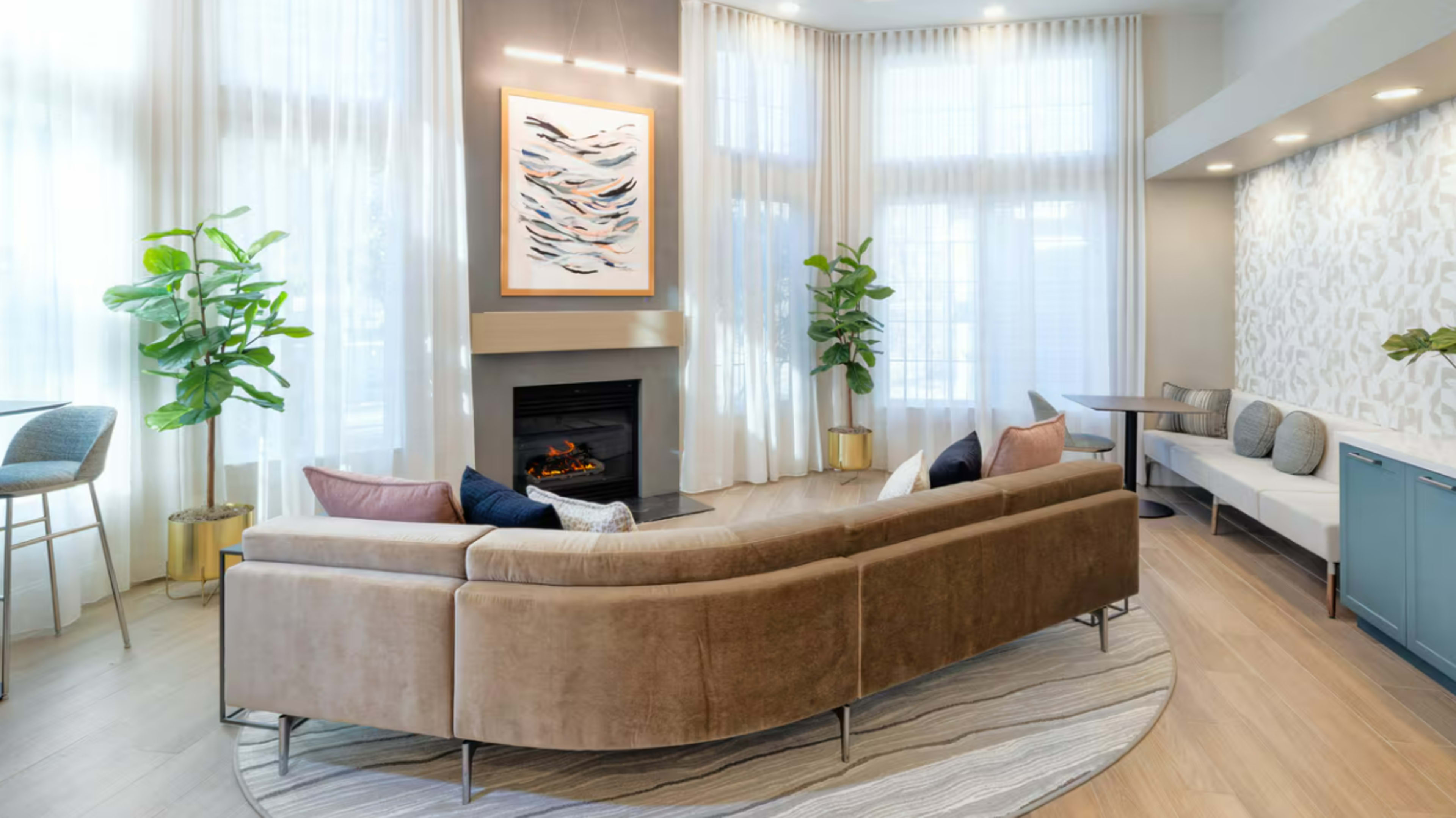 Bright, Modern Lounge for Intimate Gatherings Image in Lexington, Lexington, MA