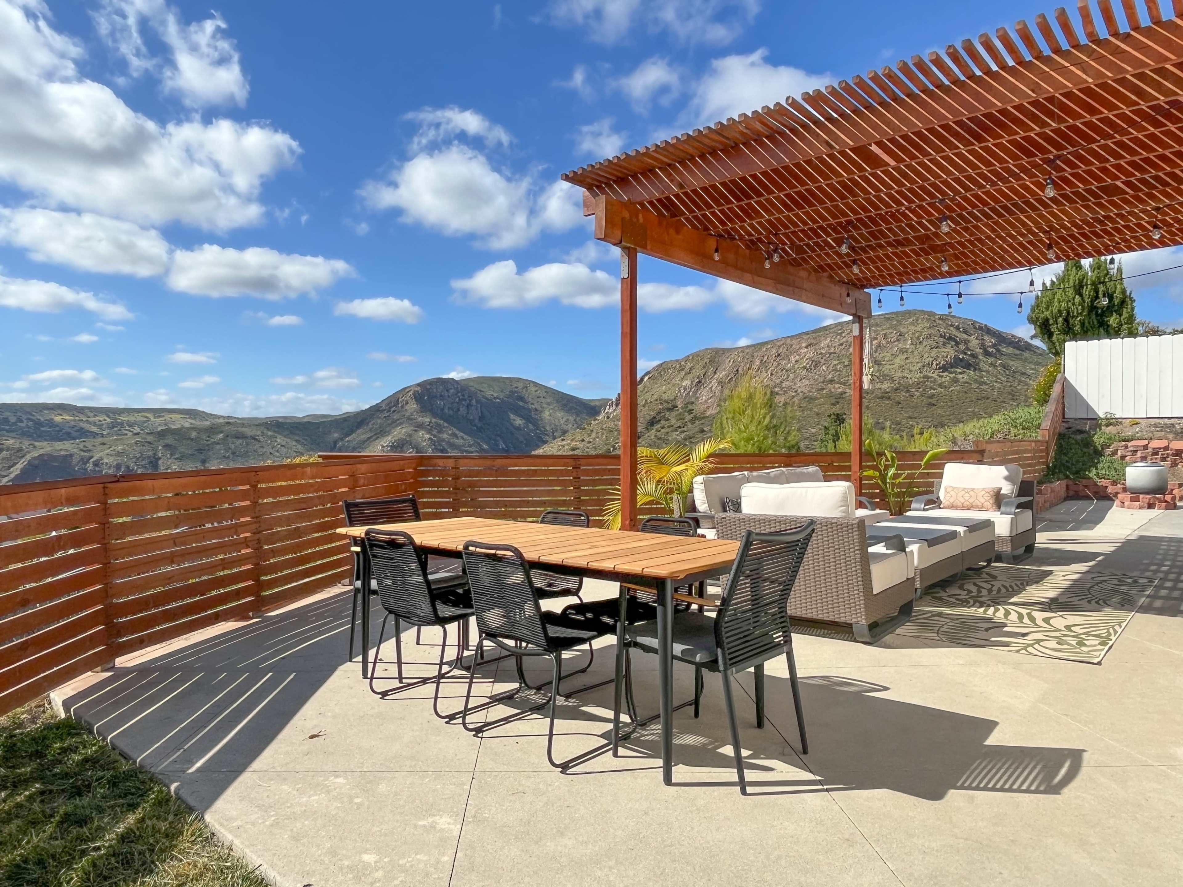 Clean & Bright Minimalist Home with Backyard Mountain Views Image in San Carlos, San Diego, CA