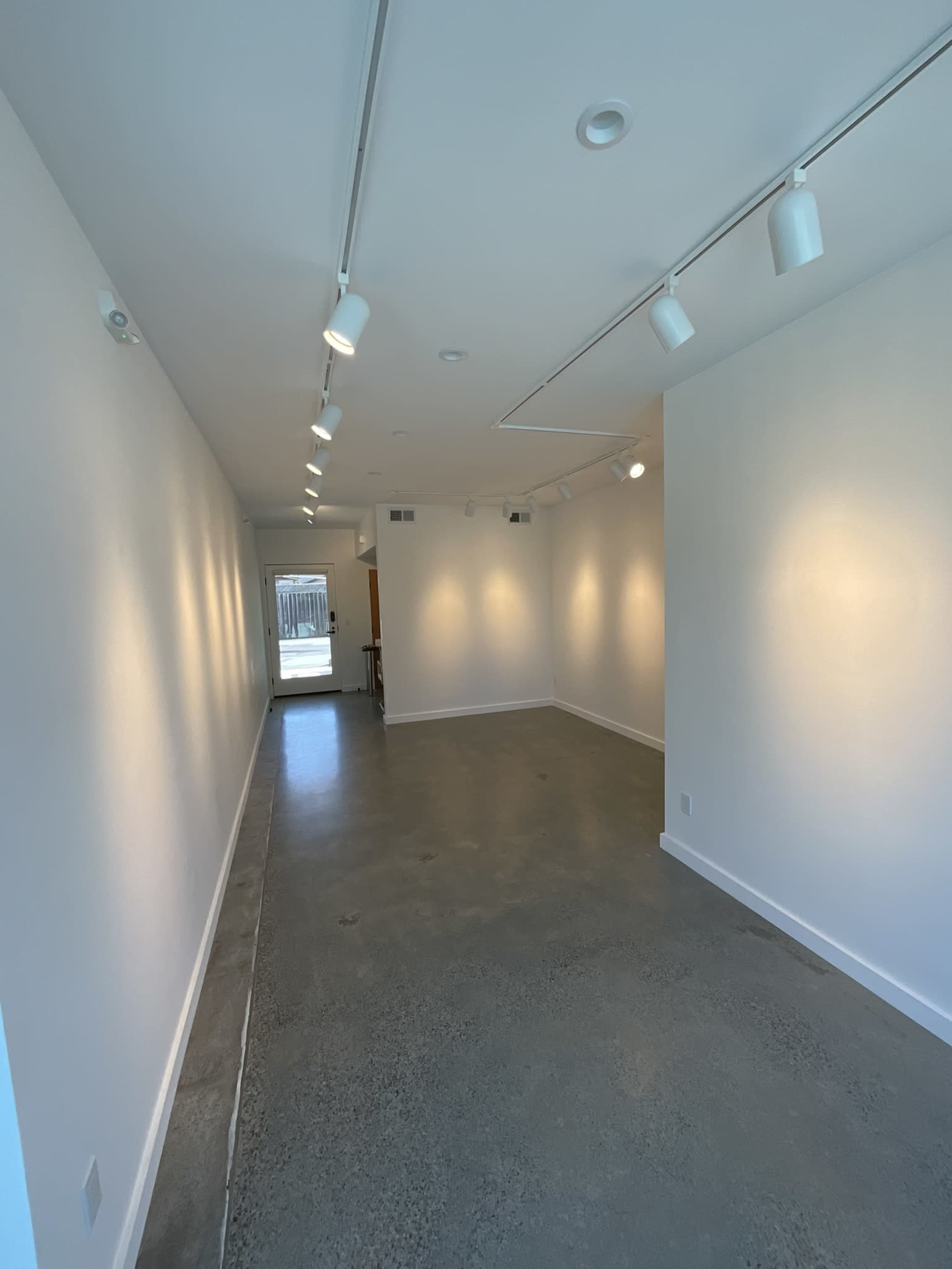 Office Space Image in Half Moon Bay, Half Moon Bay, CA