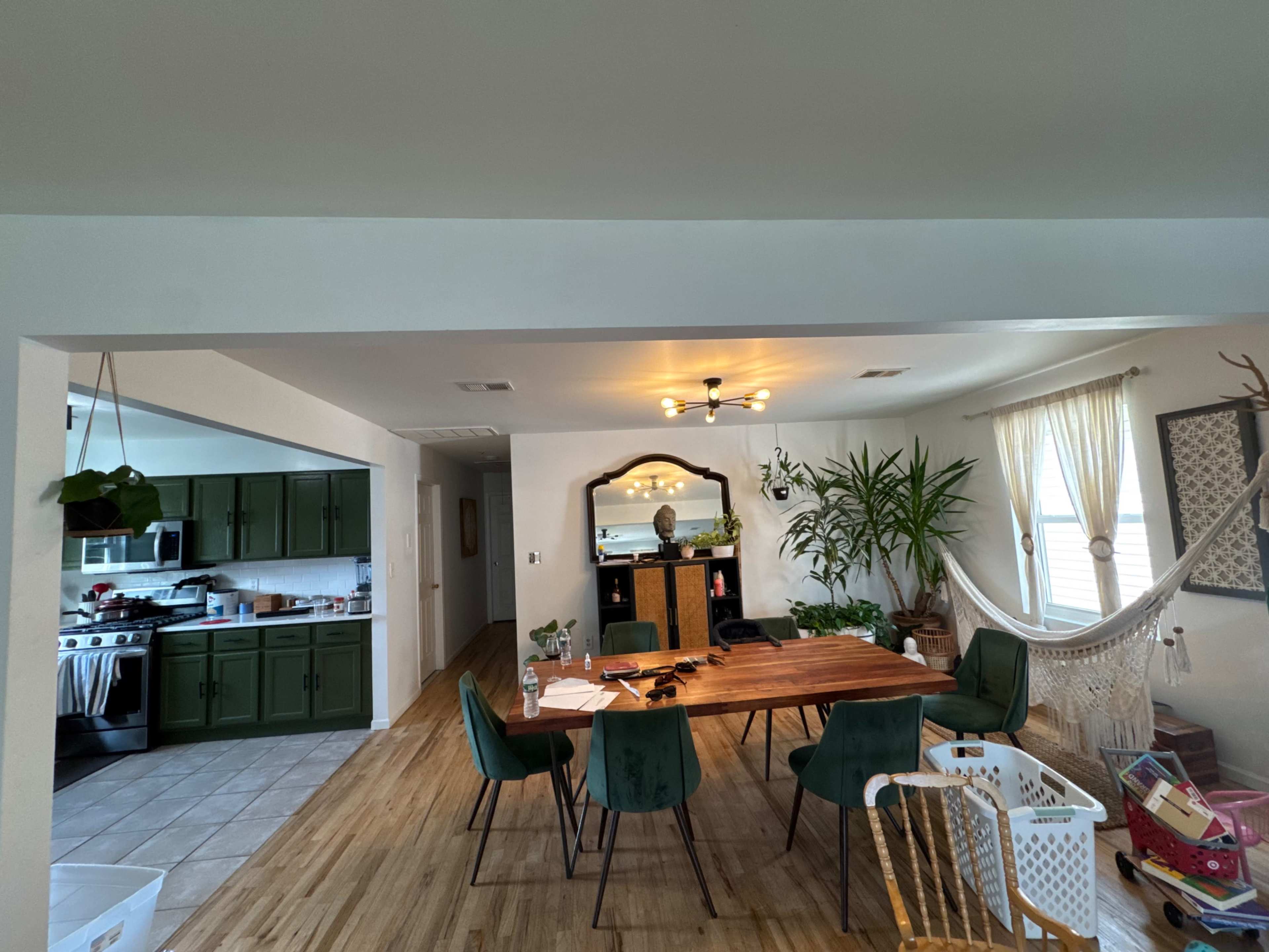 Oasis big space apartment Image in Elizabethport, Elizabeth, NJ