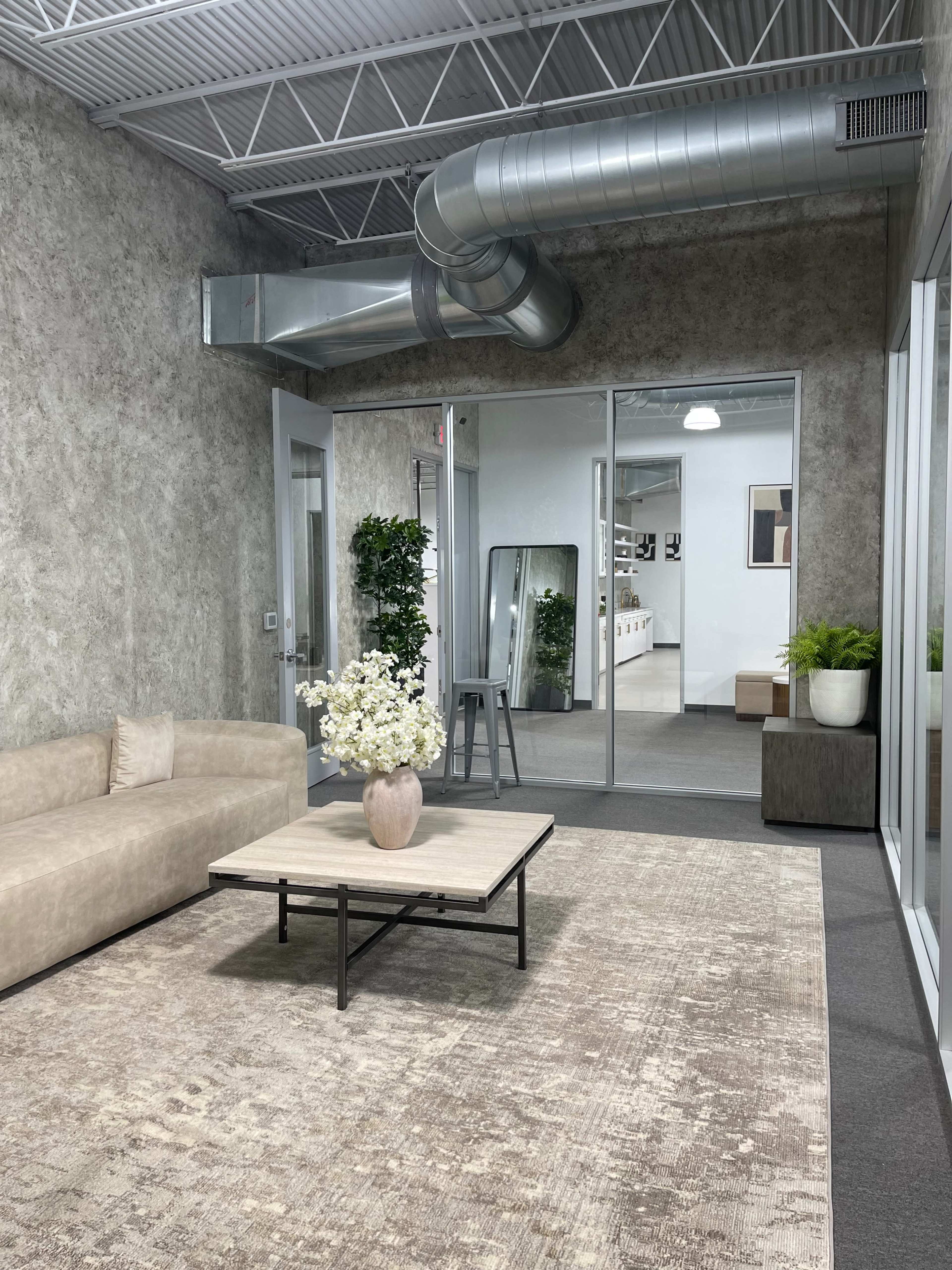 Hidden Heights Office Lounge Image in Lazybrook / Timbergrove, Houston, TX