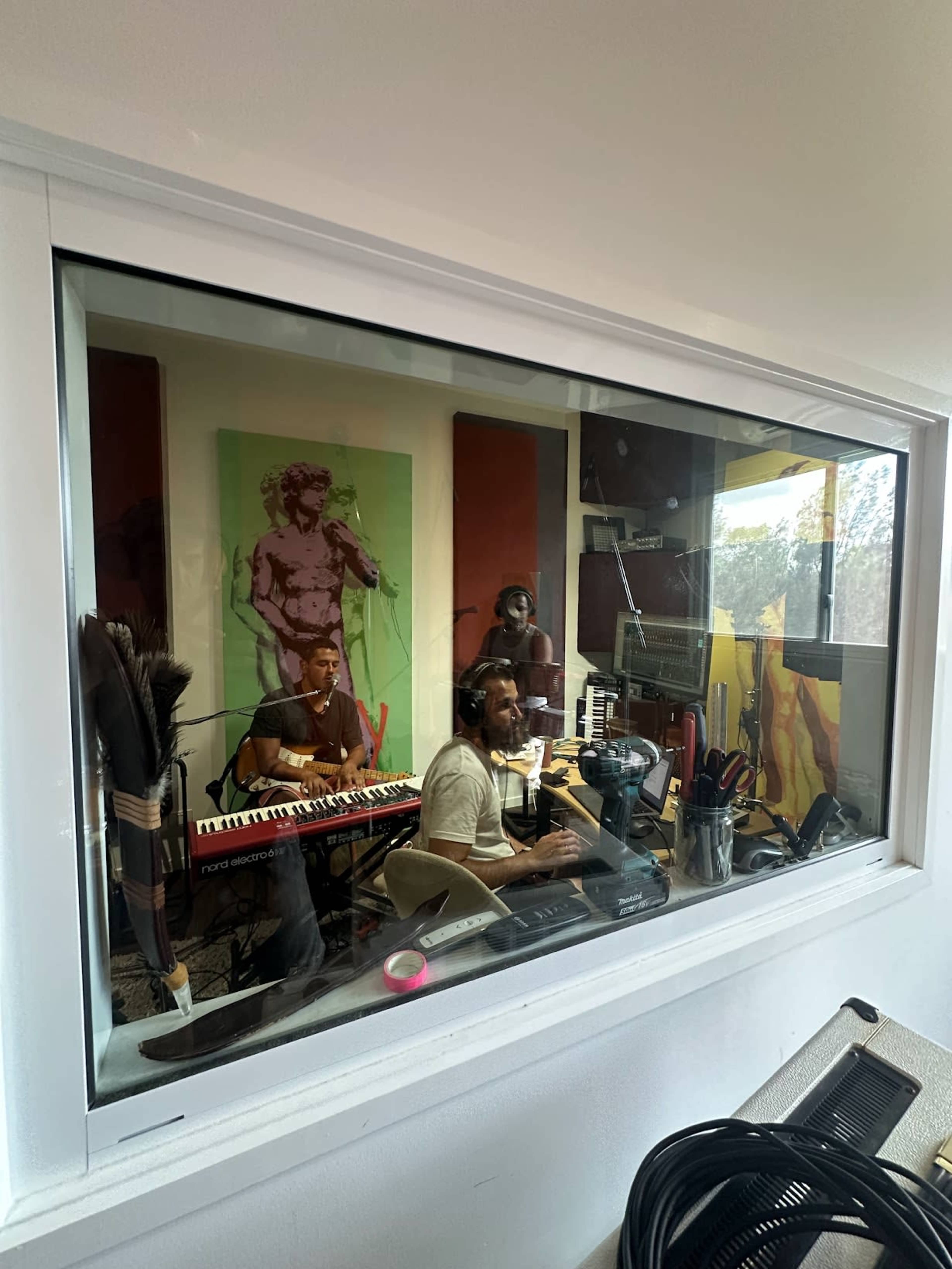 Coolum Beach warehouse with funky flare and studio Image in Coolum Beach, coolum Beach, QLD