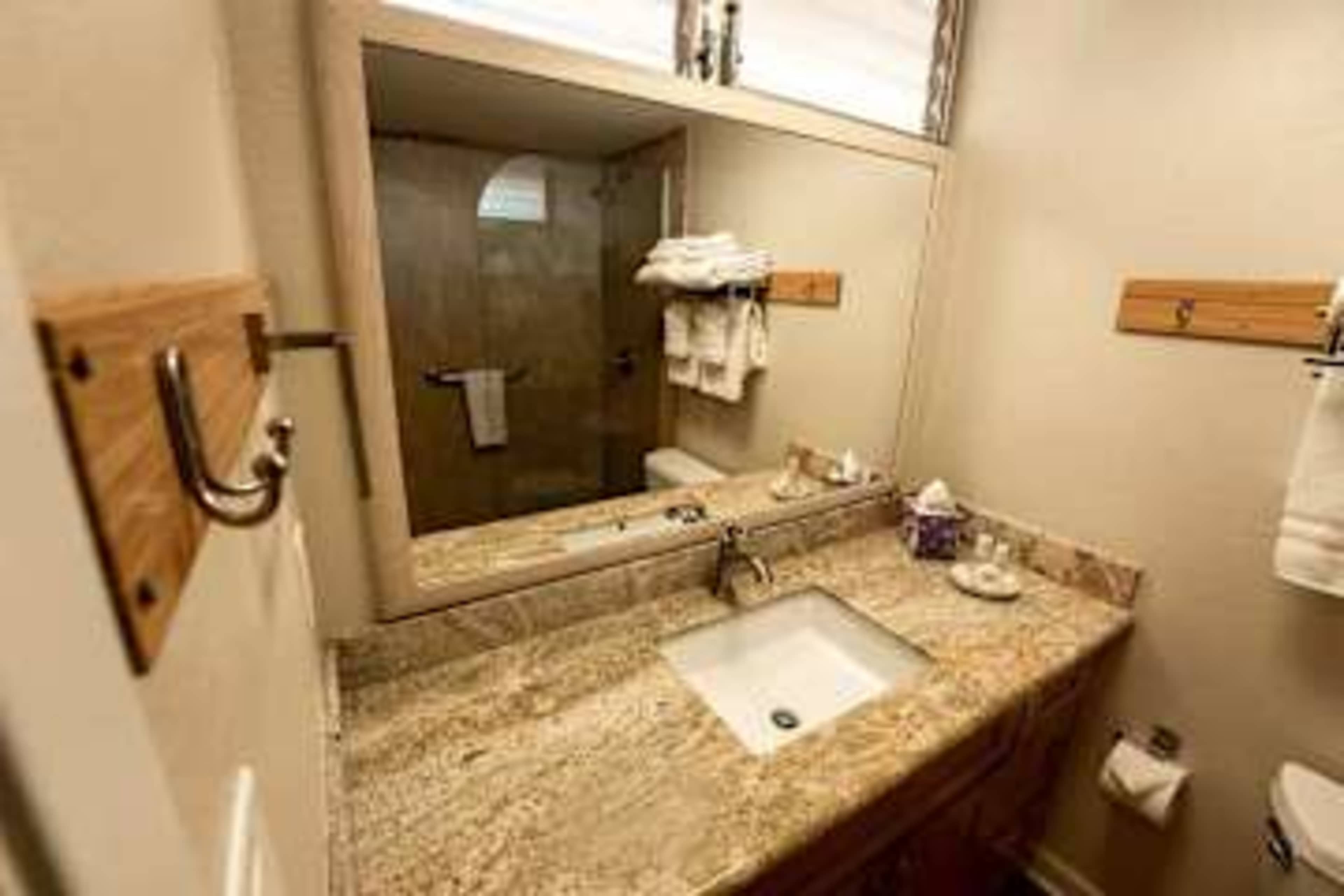 Cozy Studio with Ocean Views, AC in Kahana Image in Napili-Honokowai, Lahaina, HI