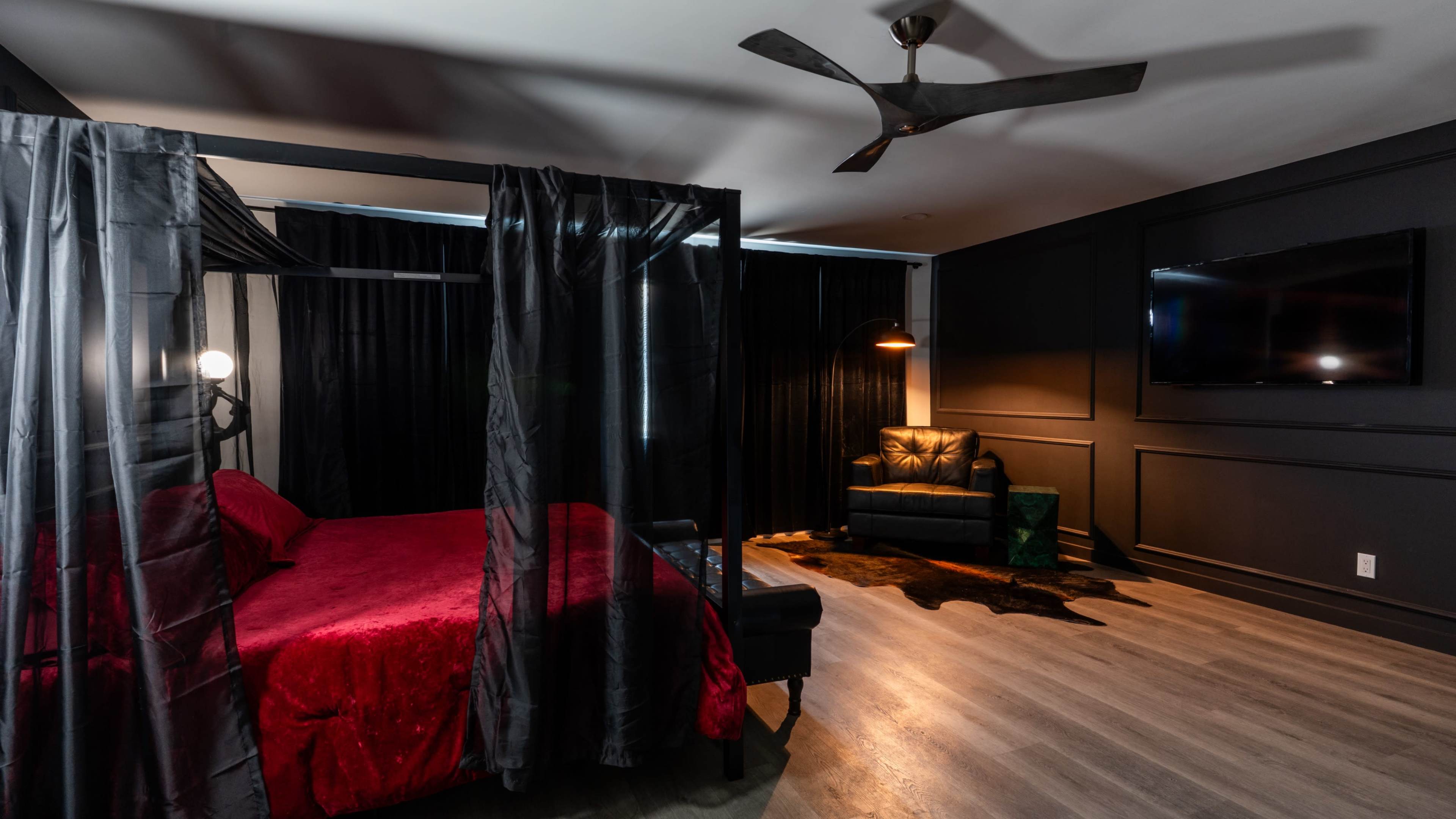 Moody & Modern Boudoir Space Image in Maryvale Village, Phoenix, AZ