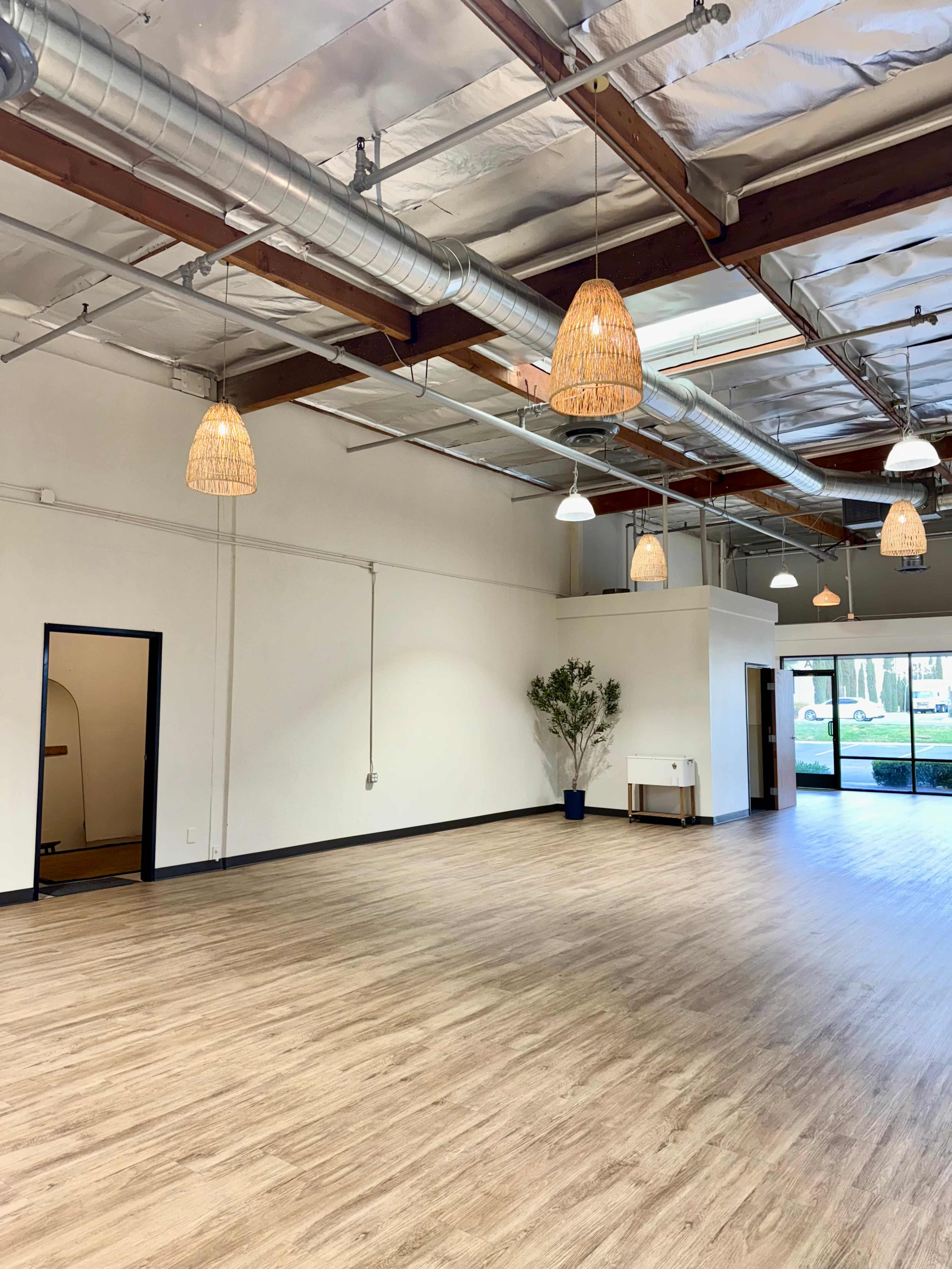 Orange Circle Modern Industrial Venue Space Image in Orange, Orange, CA