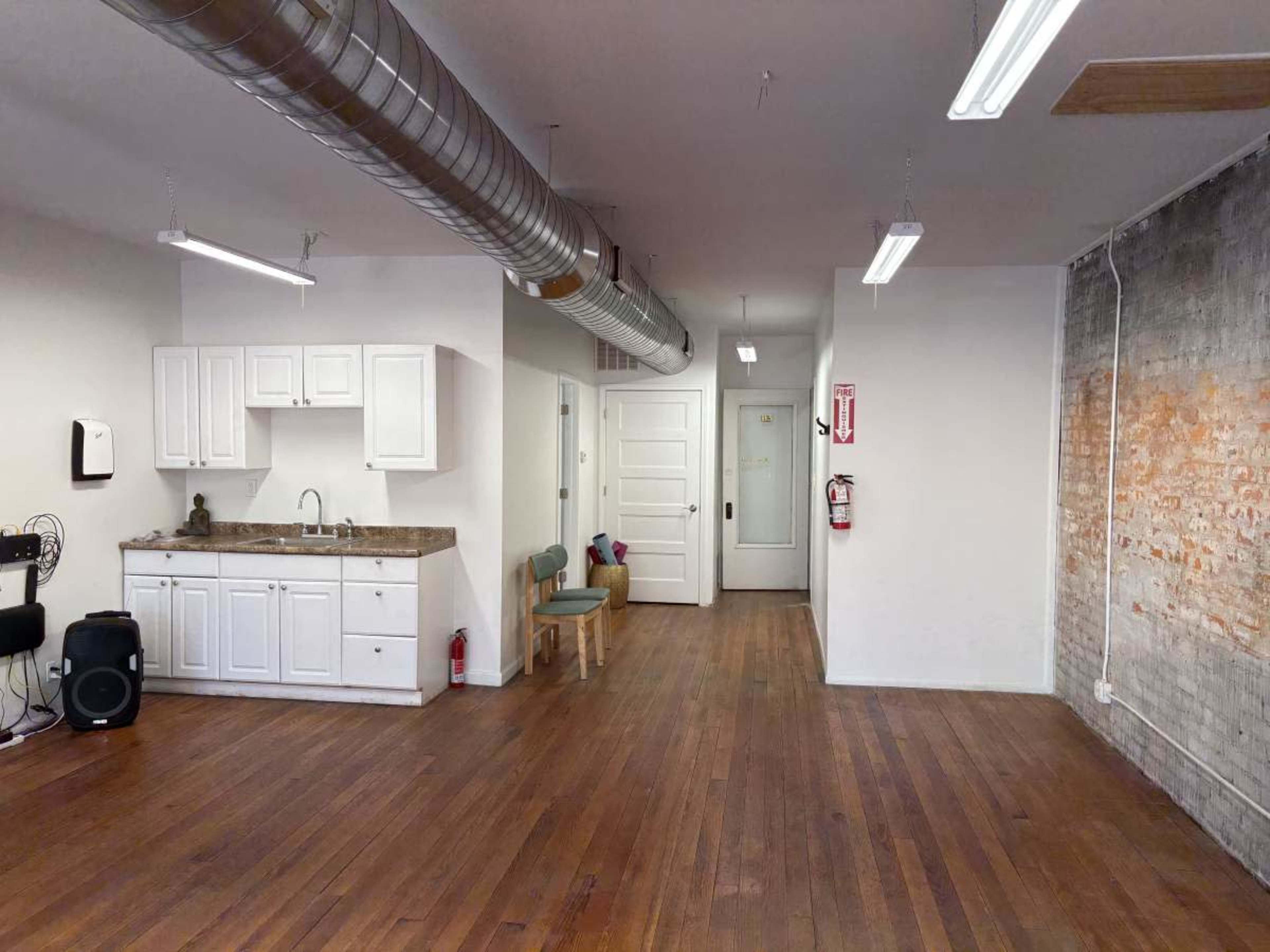 Historic Downtown Ann Arbor Venue with Natural Light Image in Old West Side, Ann Arbor, MI