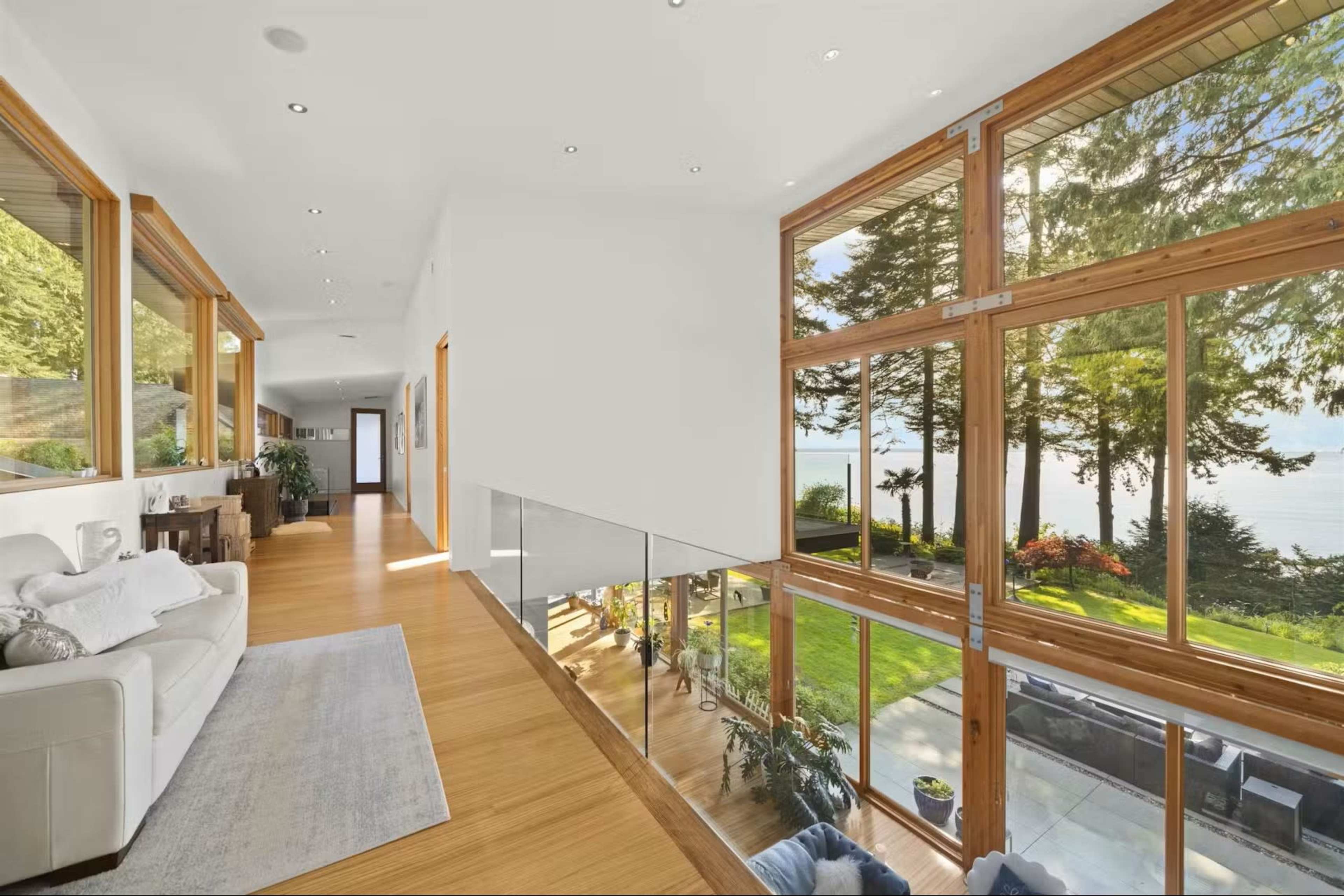 Private, Oceanfront Crescent Beach Home with Sunset Views Image in Surrey, Surrey, BC