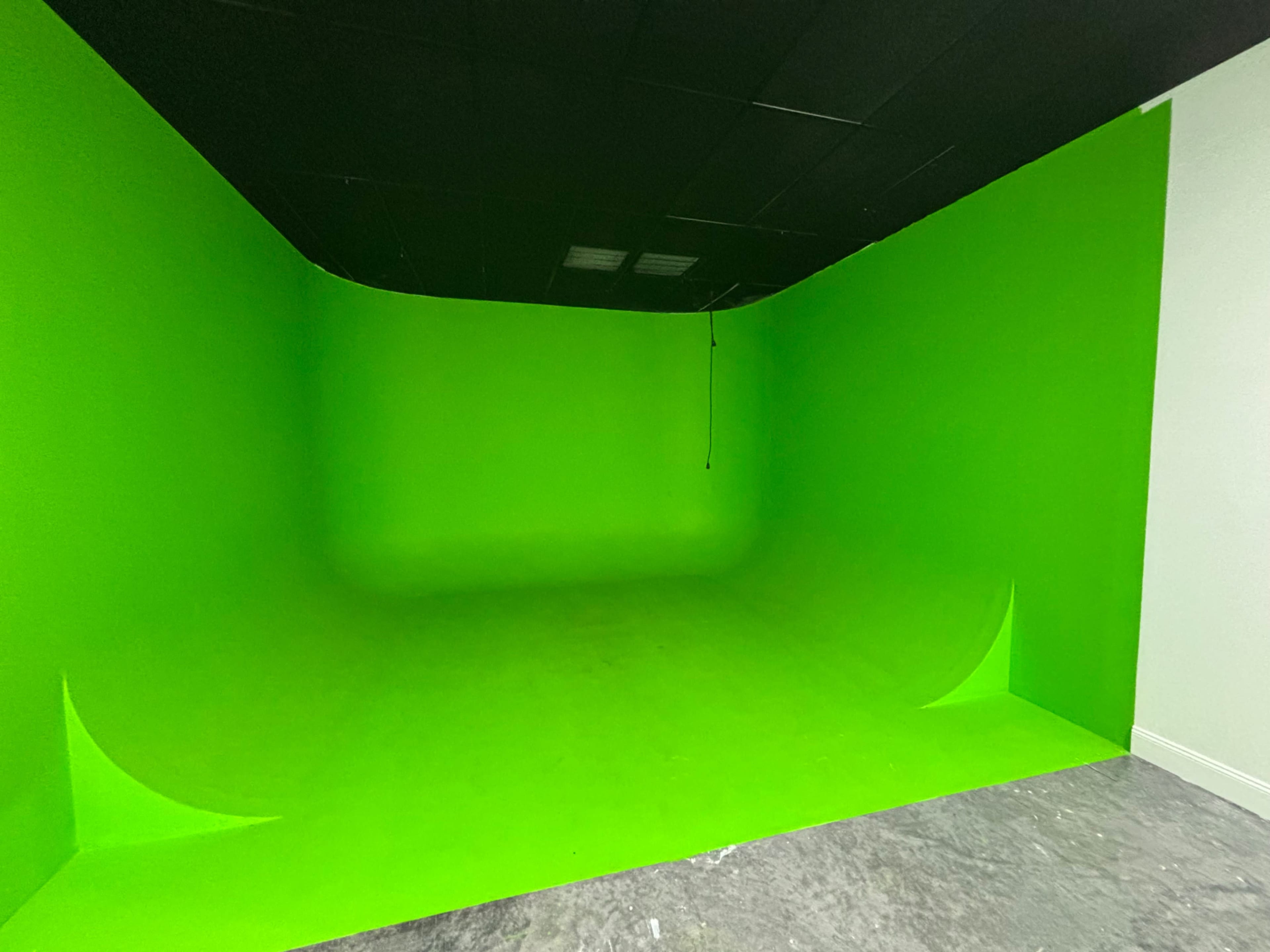 Green Screen Room in Feathersound Image in , Clearwater, FL
